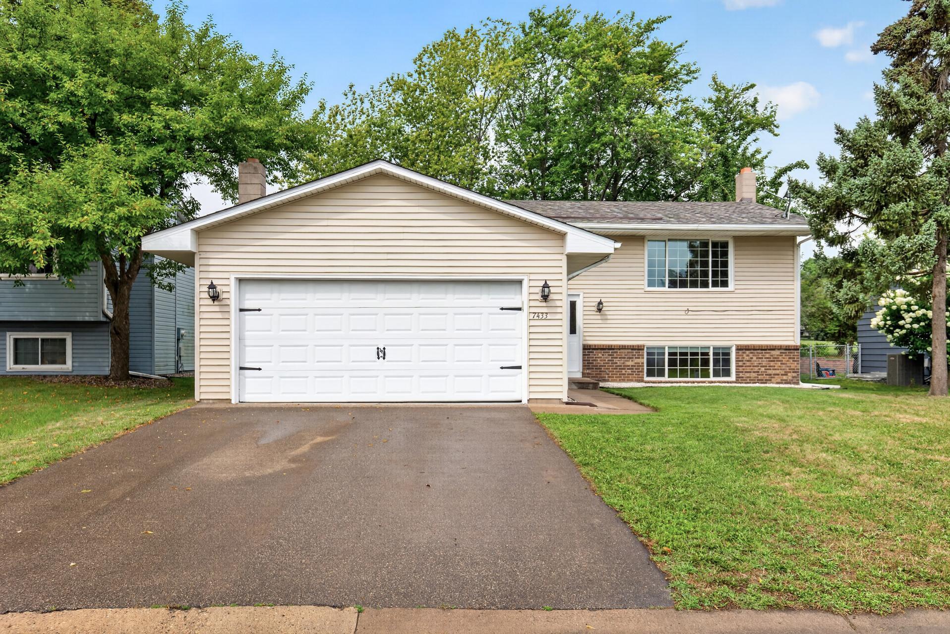 2nd image of 7433 Columbia Ct, Saint Paul, MN 55125 | MLS# 7123146
