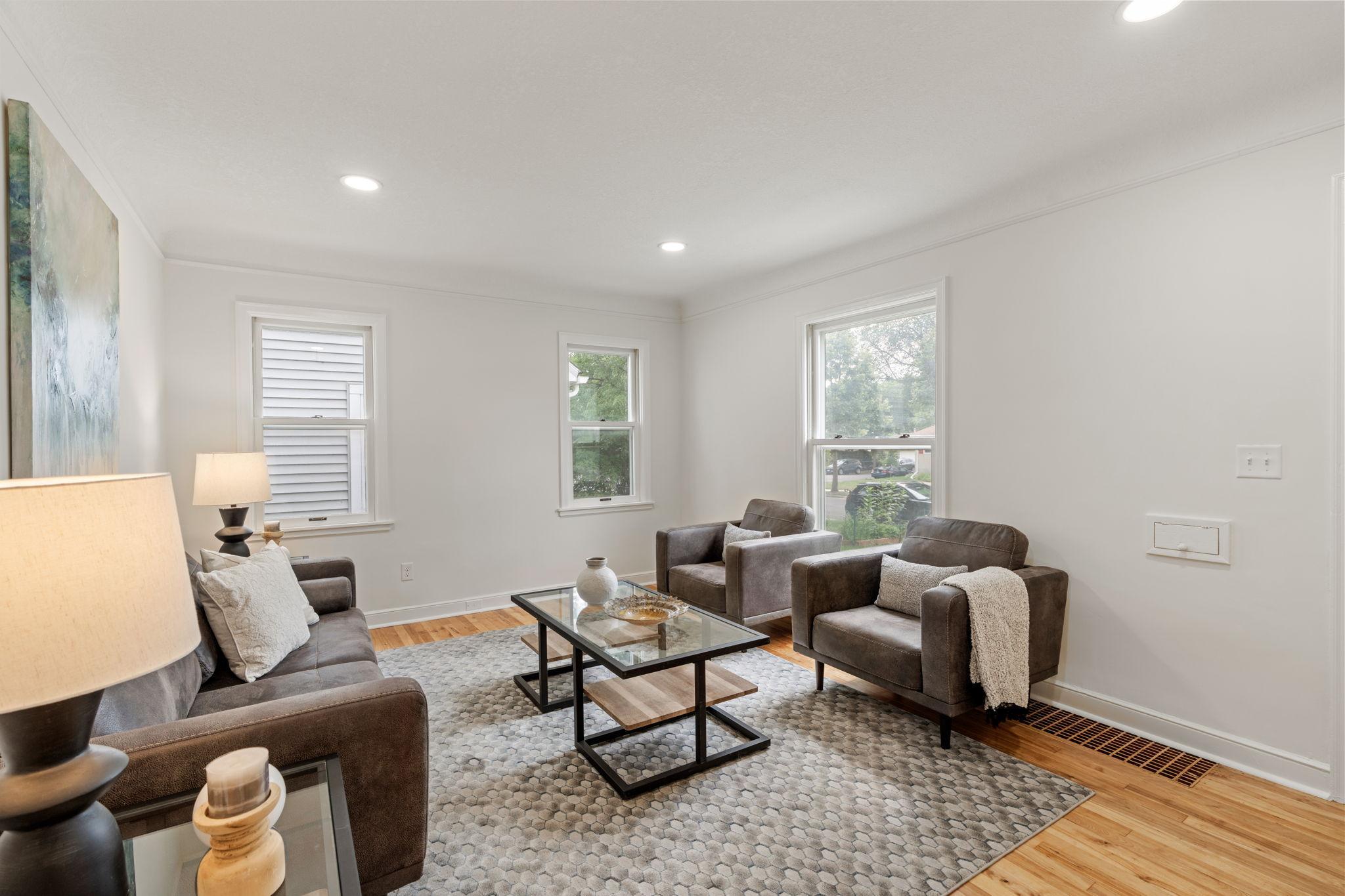 3rd image of 5449 30Th Ave S, Minneapolis, MN 55417 | MLS# 7123177