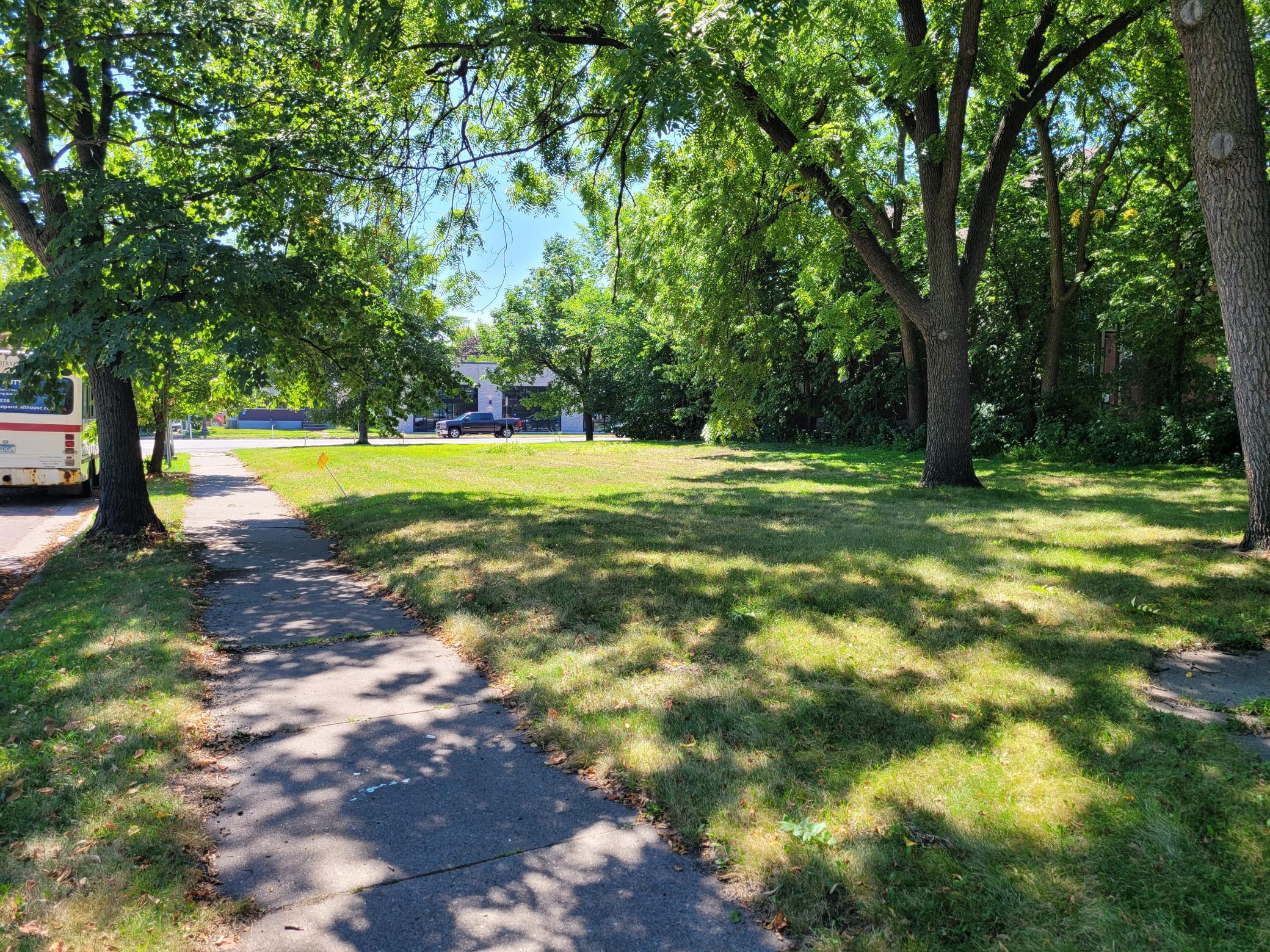 3rd image of 7th Street W, Saint Paul, MN 55102 | MLS# 7123194