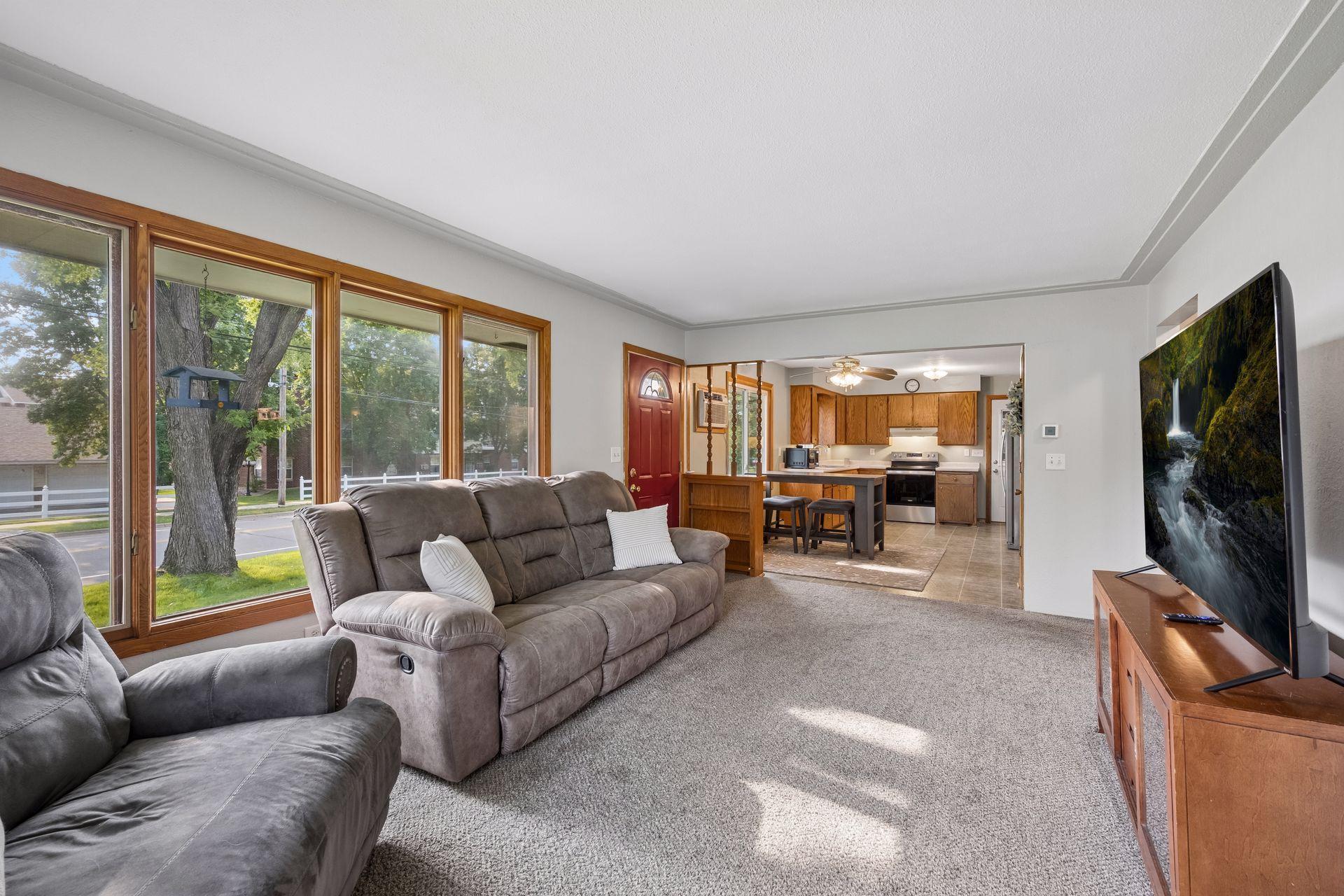 2nd image of 1517 Oak Grove Rd Sw, Saint Cloud, MN 56301 | MLS# 7123201