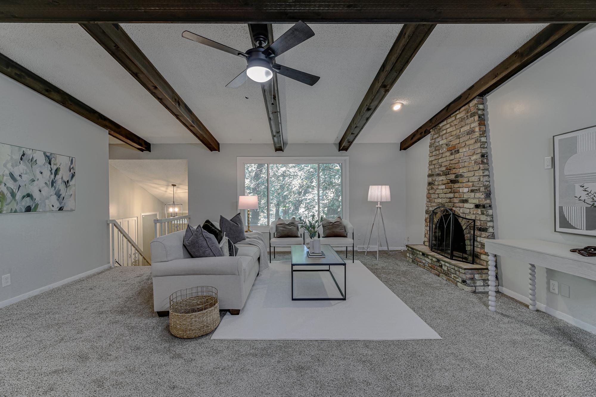 2nd image of 16010 Oak Shore Dr, Lakeville, MN 55044 | MLS# 7123204