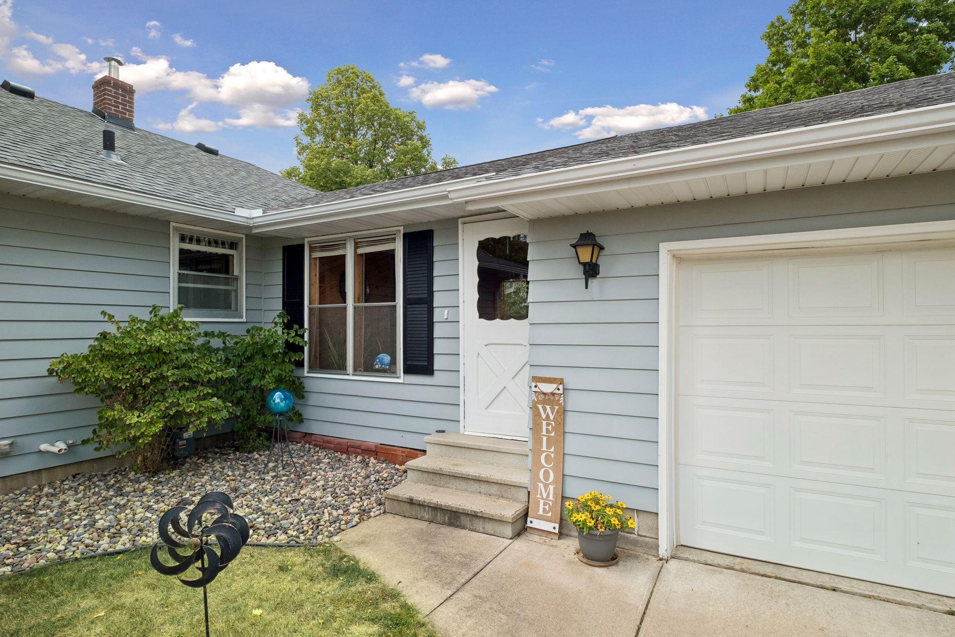 3rd image of 150 Johnson Ave, Red Wing, MN 55066 | MLS# 7123207