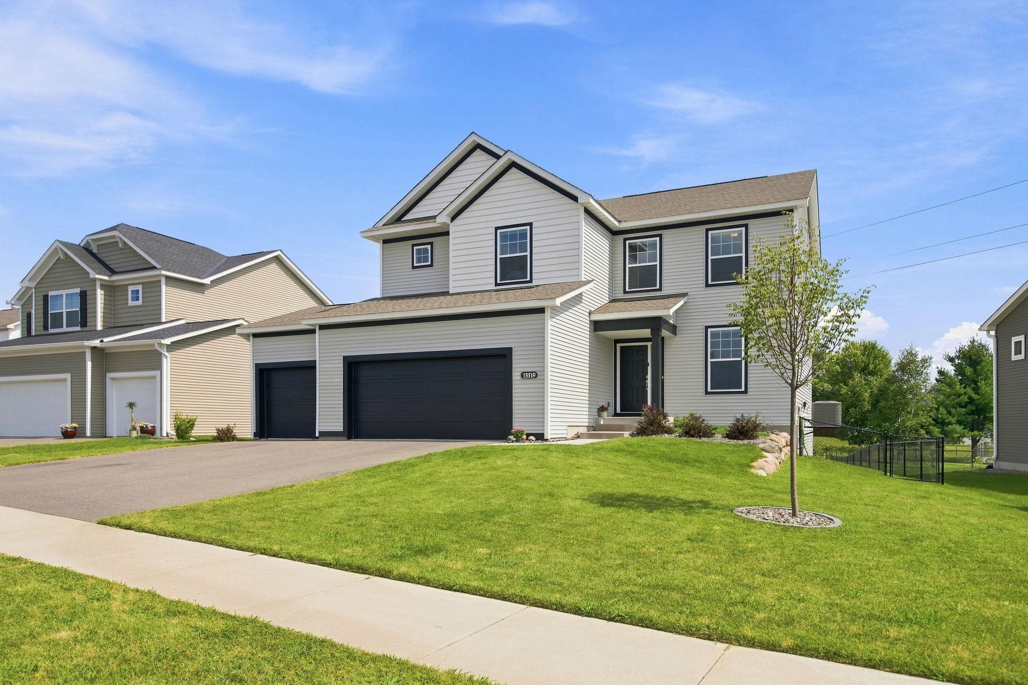 1st image of 15519 Goodview Trl N, Hugo, MN 55038 | MLS# 7123215