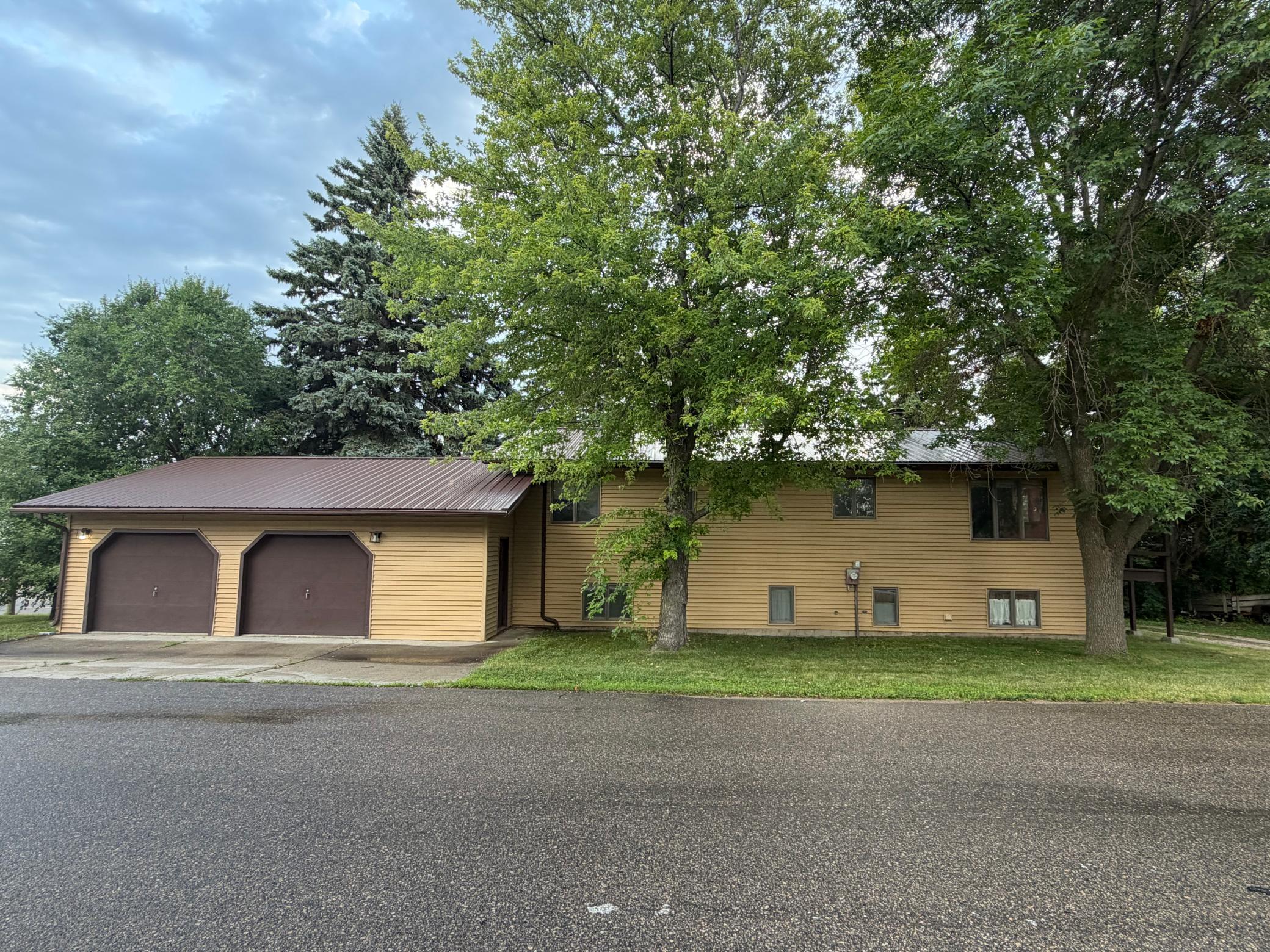 1st image of 201 Birch Ave, Ashby, MN 56309 | MLS# 7123239