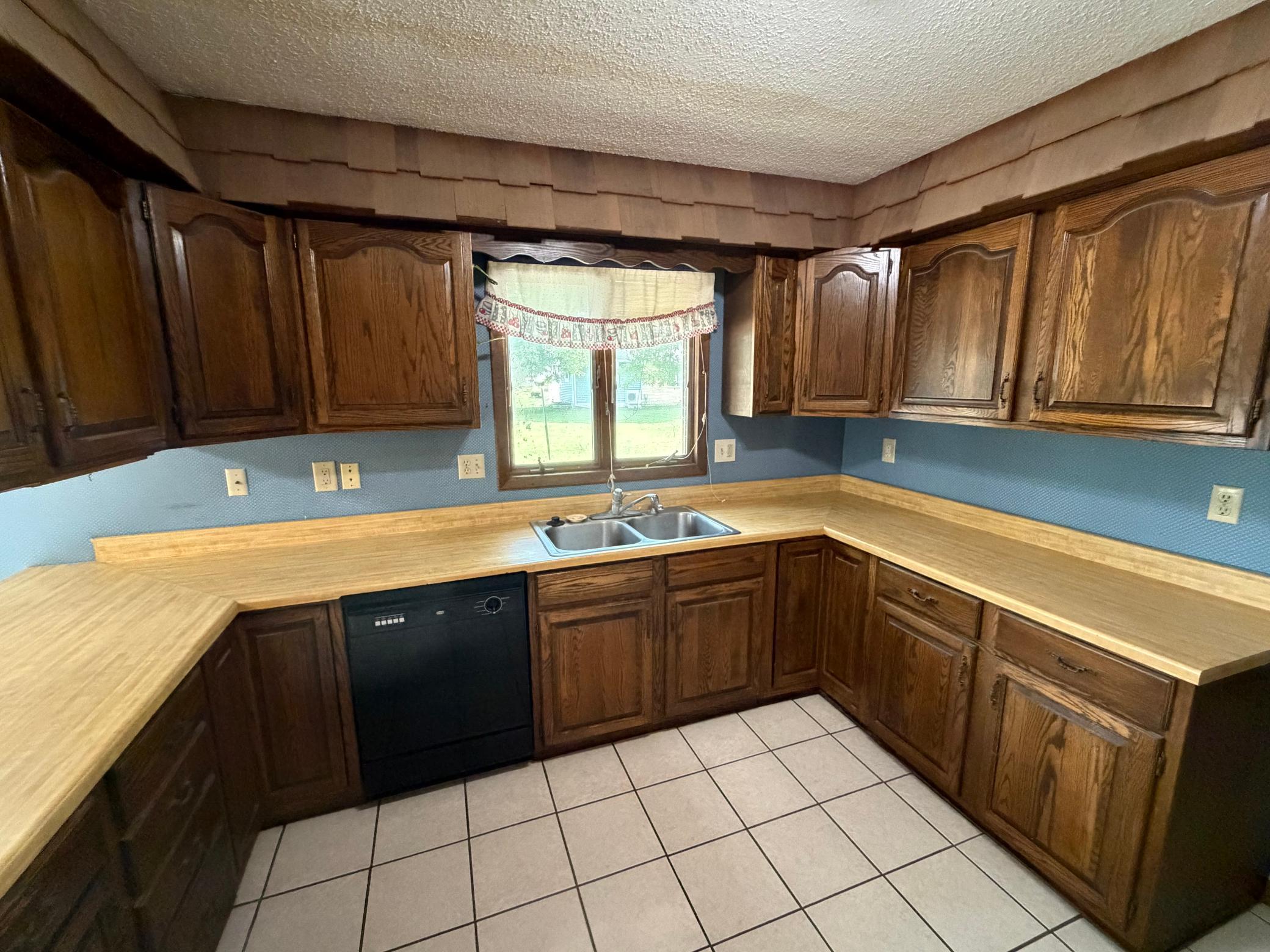 3rd image of 201 Birch Ave, Ashby, MN 56309 | MLS# 7123239