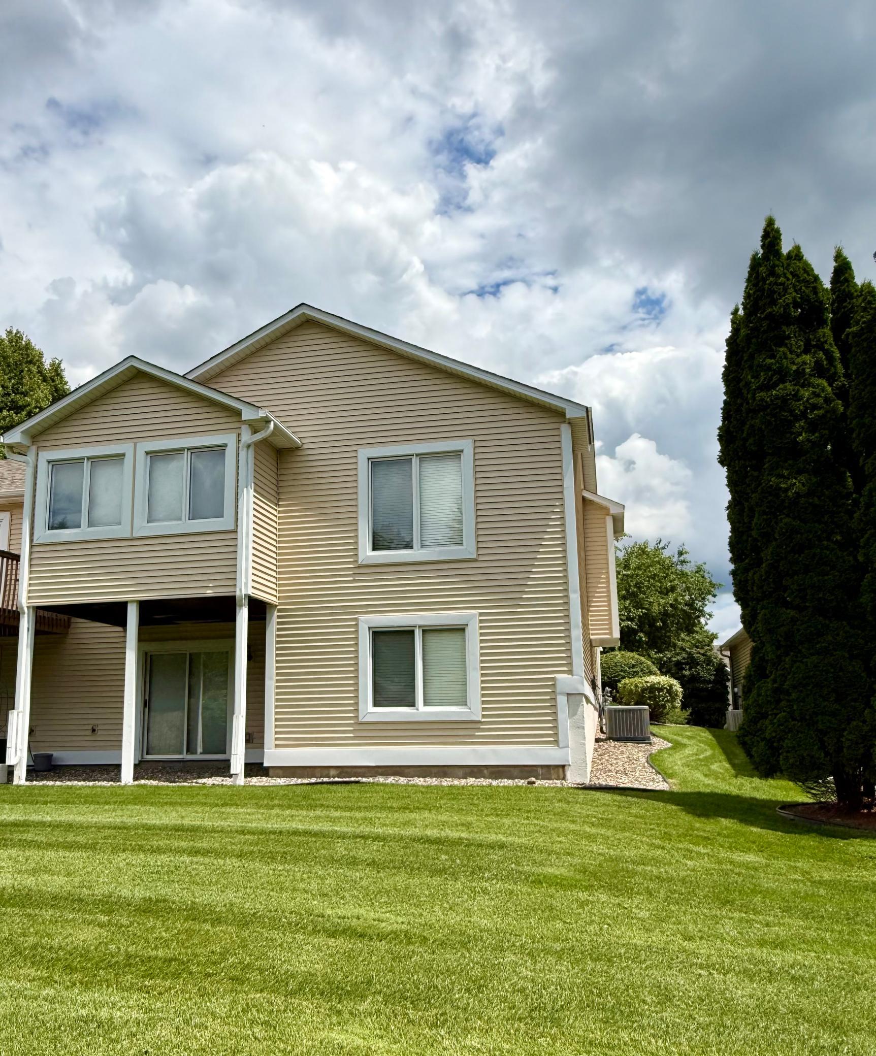 5th image of 808 Winterberry Dr, Saint Paul, MN 55125 | MLS# 7123256