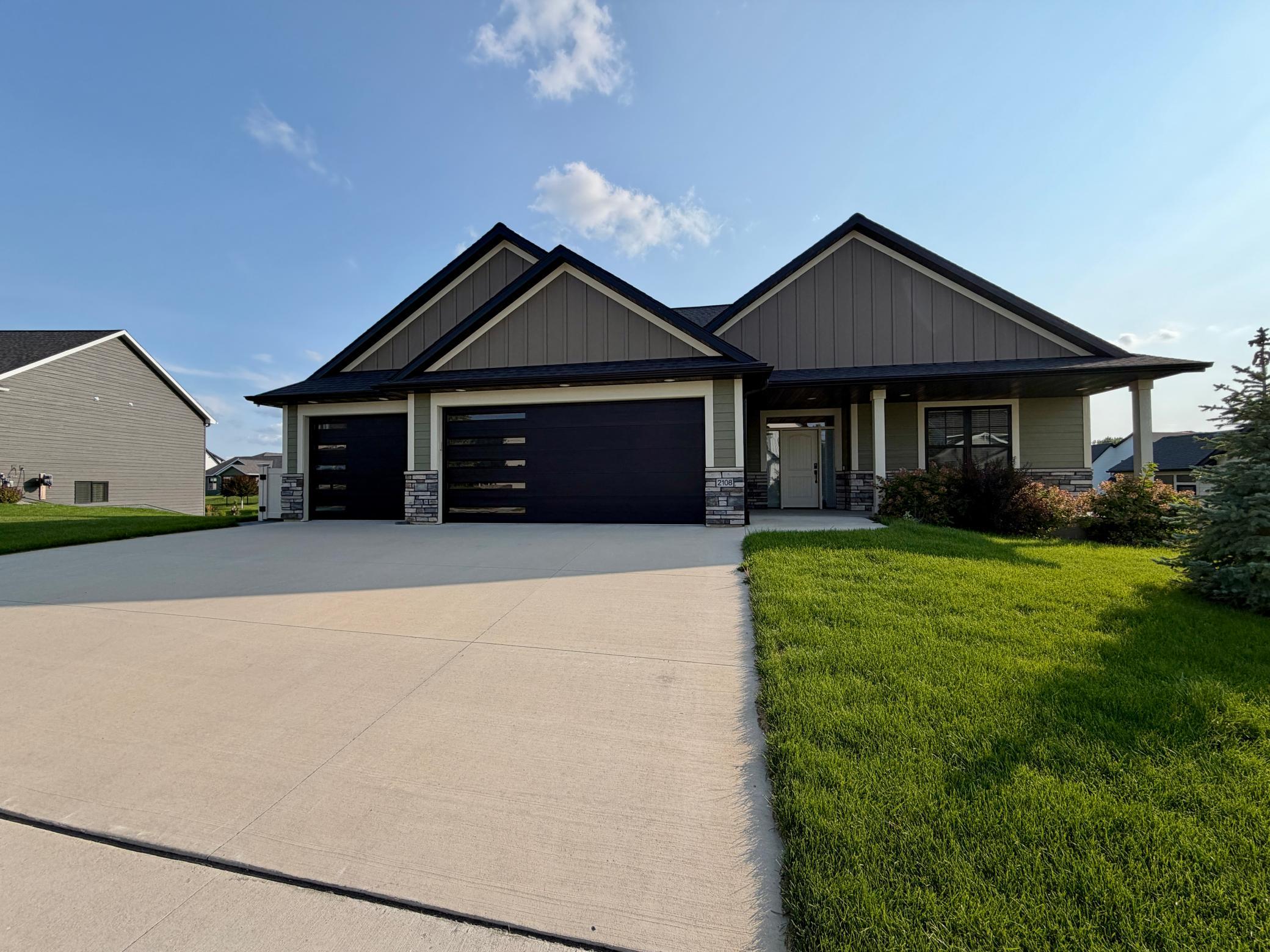 1st image of 2108 Whitlee Ln Sw, Rochester, MN 55902 | MLS# 7123265