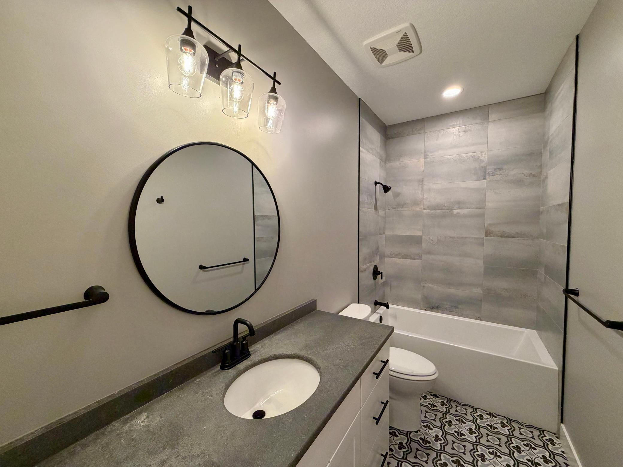 4th image of 2108 Whitlee Ln Sw, Rochester, MN 55902 | MLS# 7123265