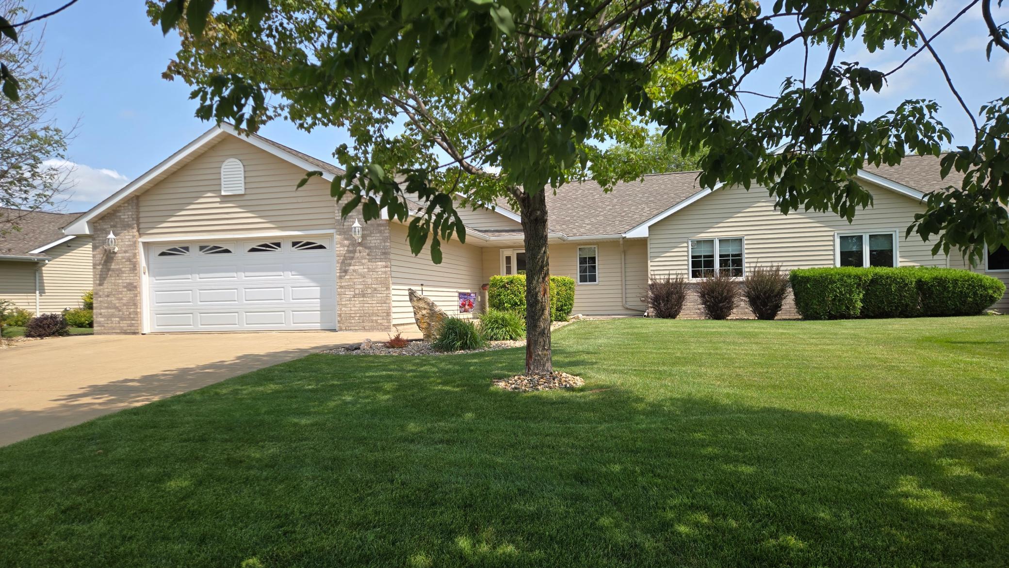 2nd image of 1405 26th St Sw, Austin, MN 55912 | MLS# 7123275
