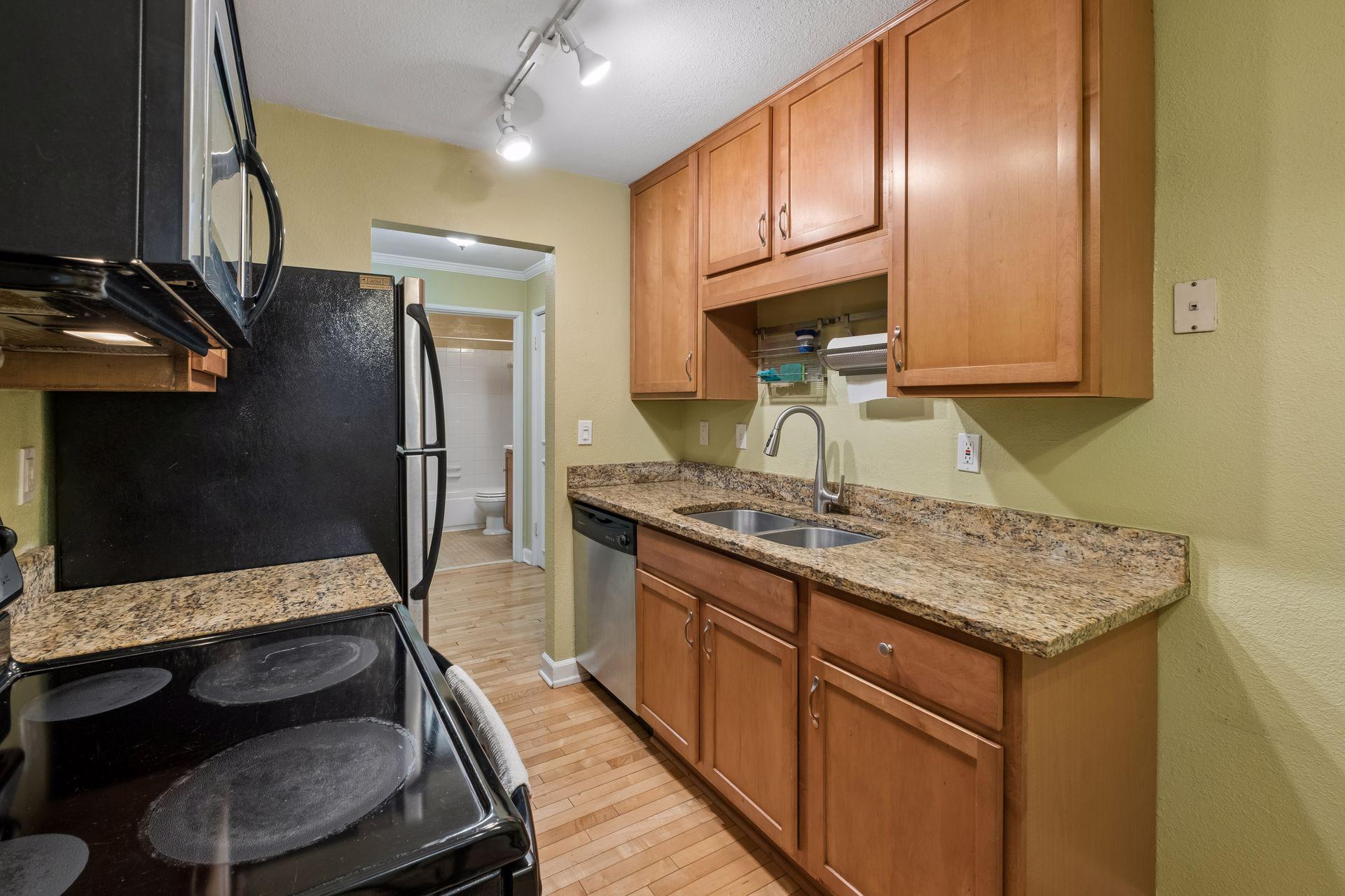 5th image of 2732 Grand Ave S, Minneapolis, MN 55408
