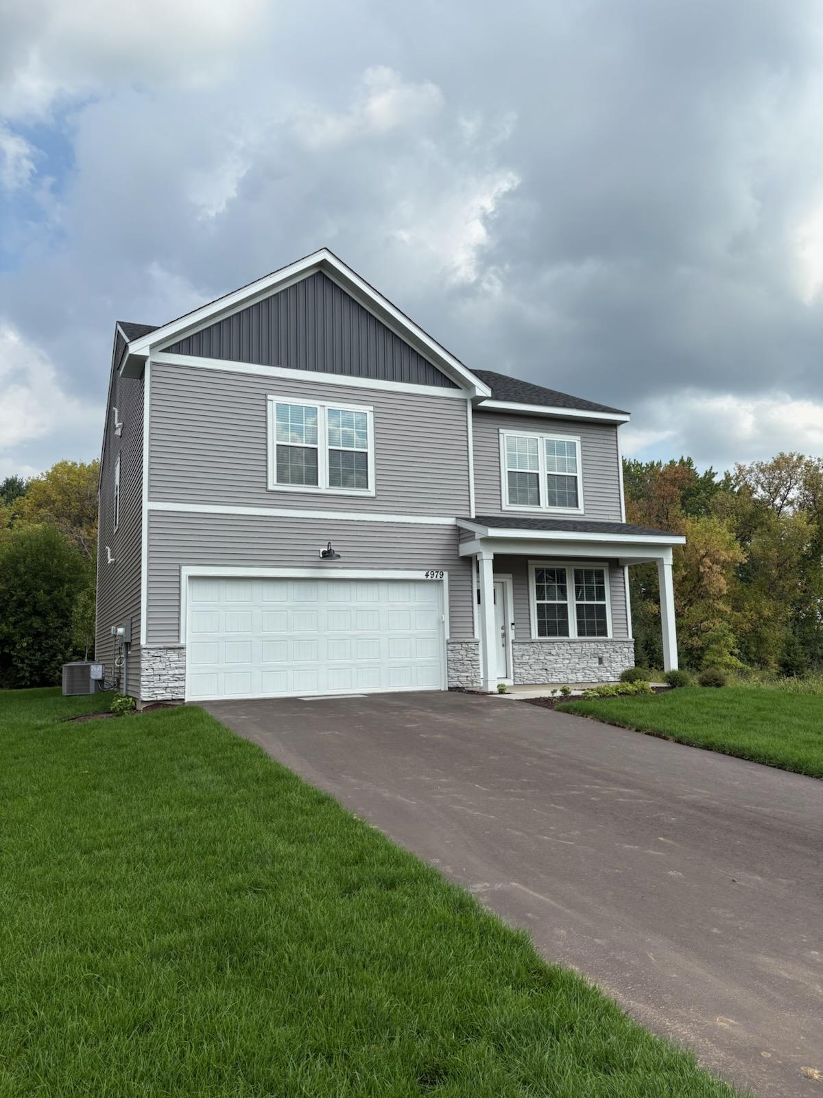 1st image of 4979 Airlake Dr Dr, Saint Paul, MN 55129 | MLS# 7123283