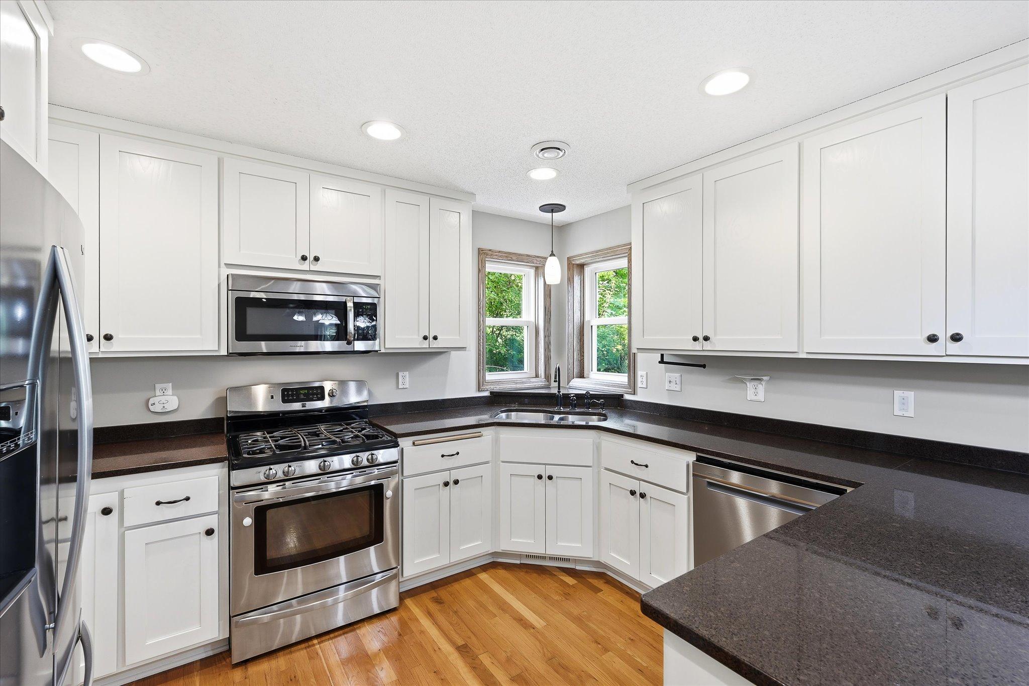 2nd image of 6592 Albert Ct, Hugo, MN 55038 | MLS# 7123288