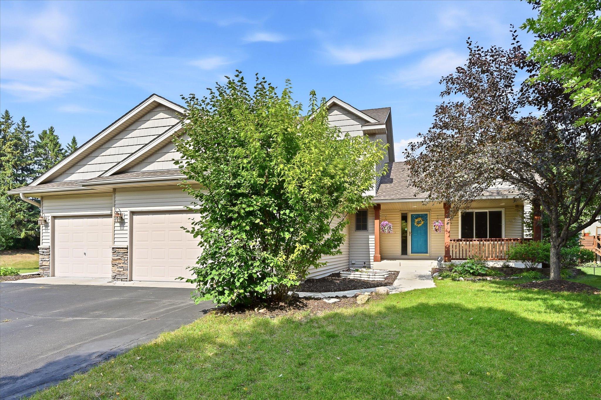1st image of 6592 Albert Ct, Hugo, MN 55038 | MLS# 7123288