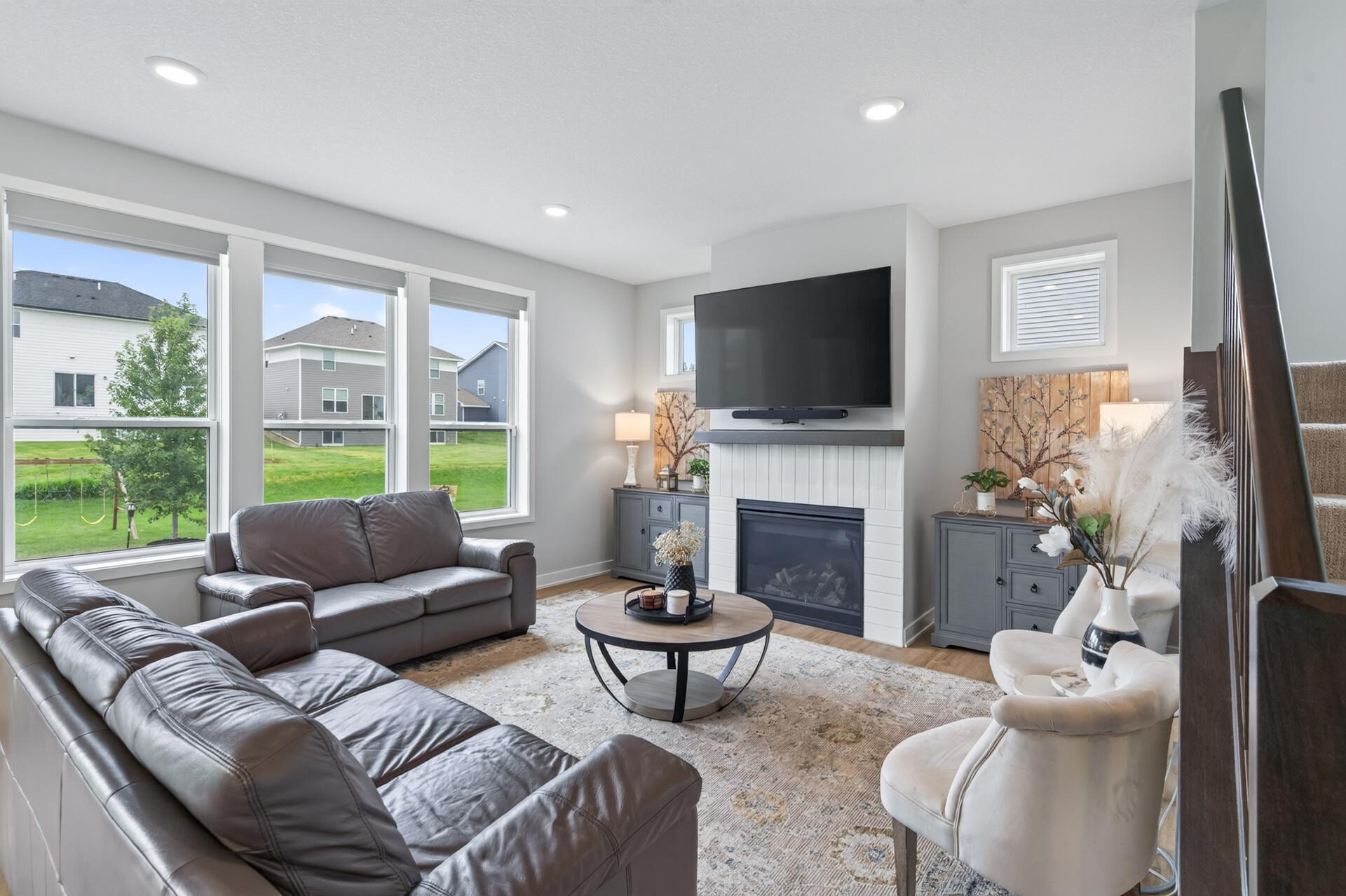 3rd image of 18301 Glacier Wy, Lakeville, MN 55044 | MLS# 7123307