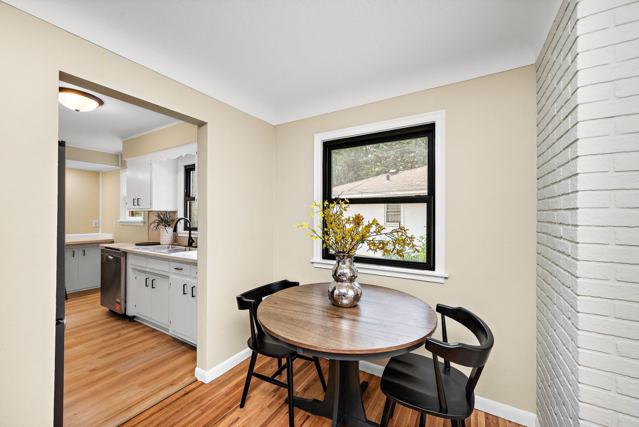 4th image of 1418 Mechanic Ave, Saint Paul, MN 55106 | MLS# 7123322