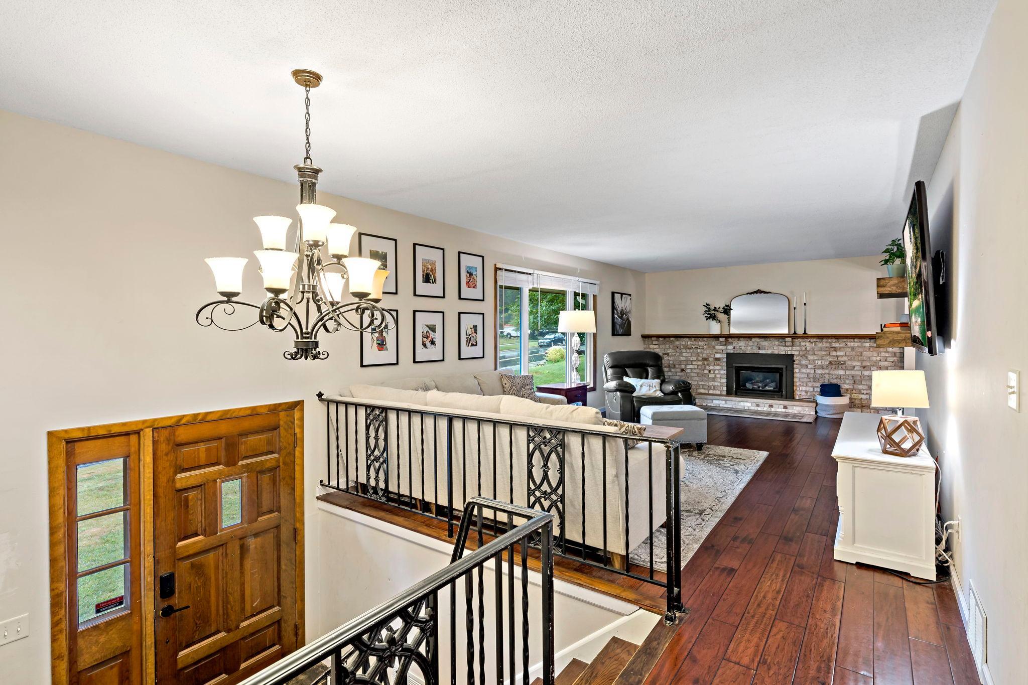 Photo 4 of Single family home for sale at 12708 Parkwood Dr, Burnsville, MN 55337 | MLS# 7123346 | Listing updated on 2026-09-04