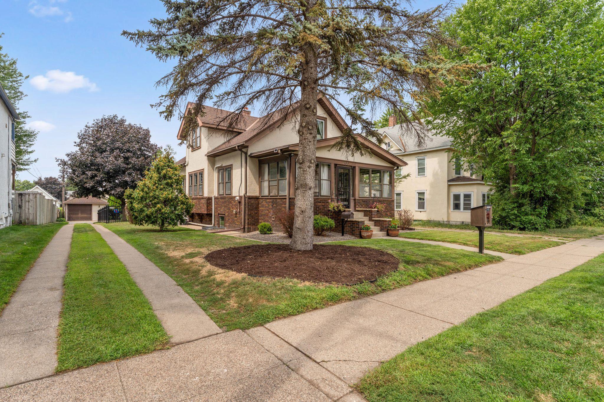 2nd image of 2100 5th St Ne, Minneapolis, MN 55418 | MLS# 7123349