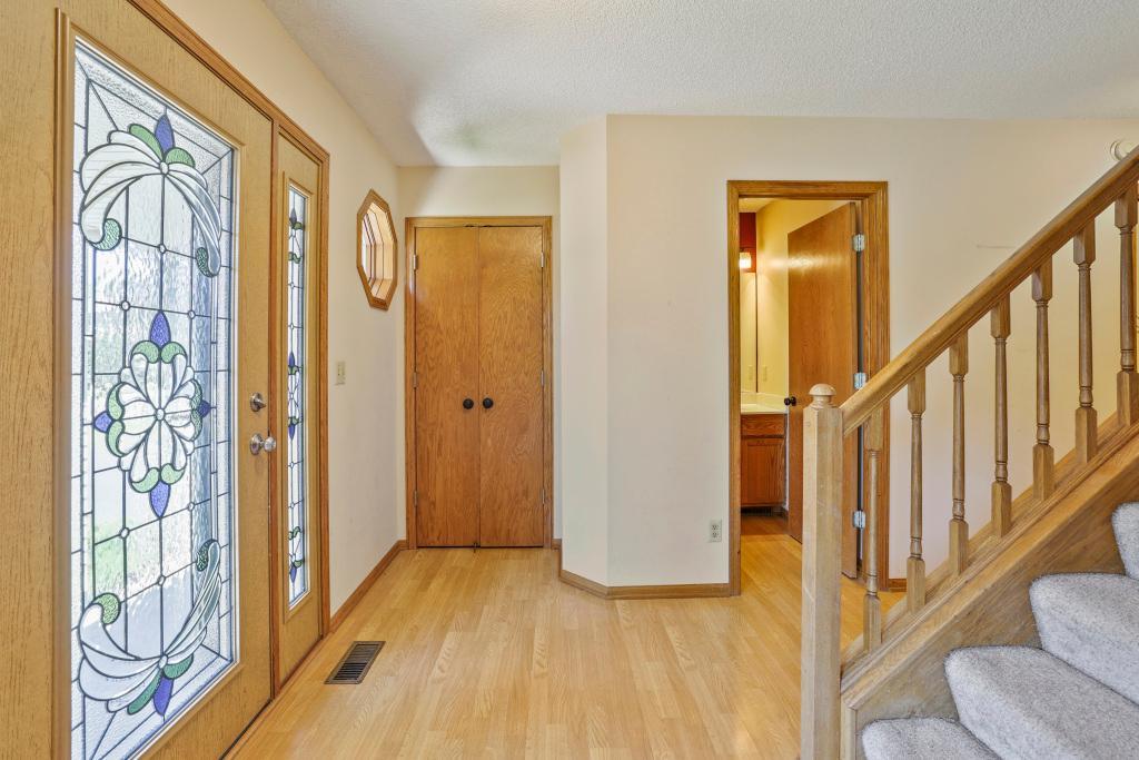 4th image of 2477 Windsor Ln, Saint Paul, MN 55125 | MLS# 7123361