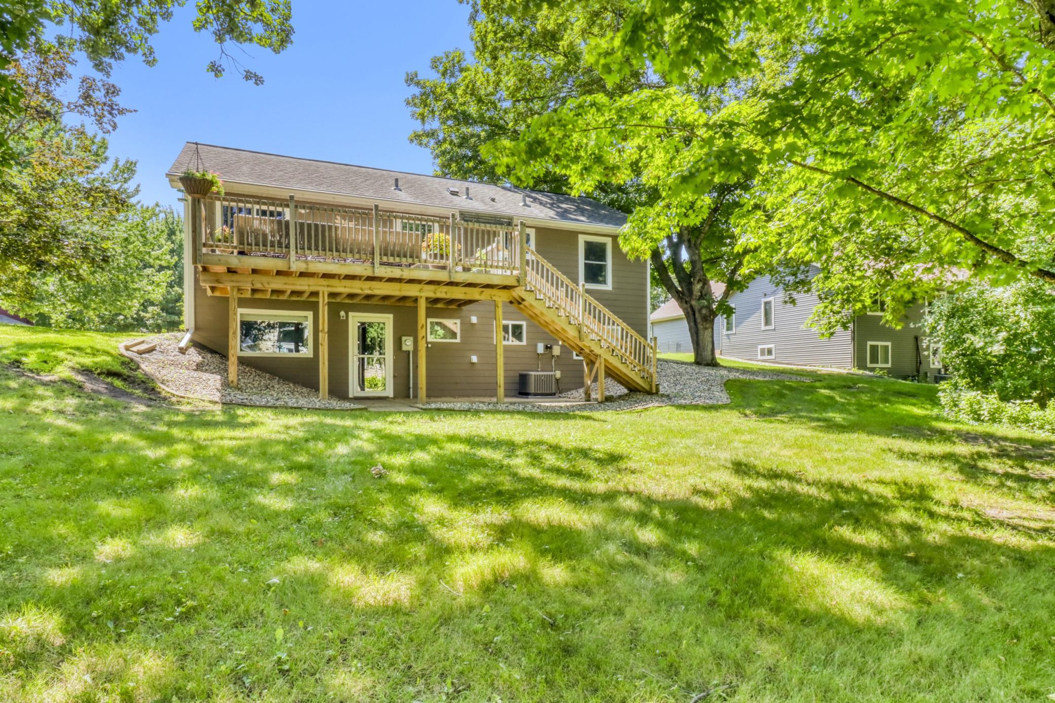 3rd image of 1047 Highwood Cir, Detroit Lakes, MN 56501 | MLS# 7123399