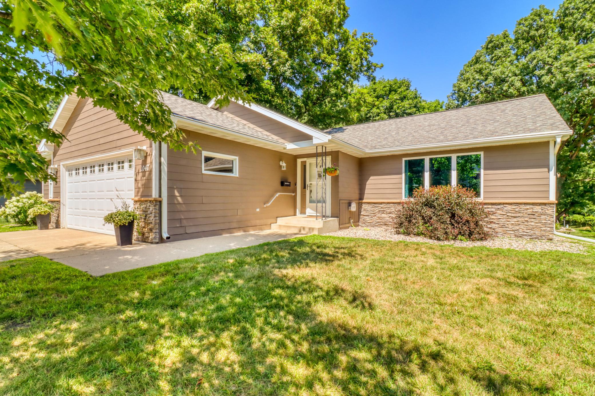 2nd image of 1047 Highwood Cir, Detroit Lakes, MN 56501 | MLS# 7123399