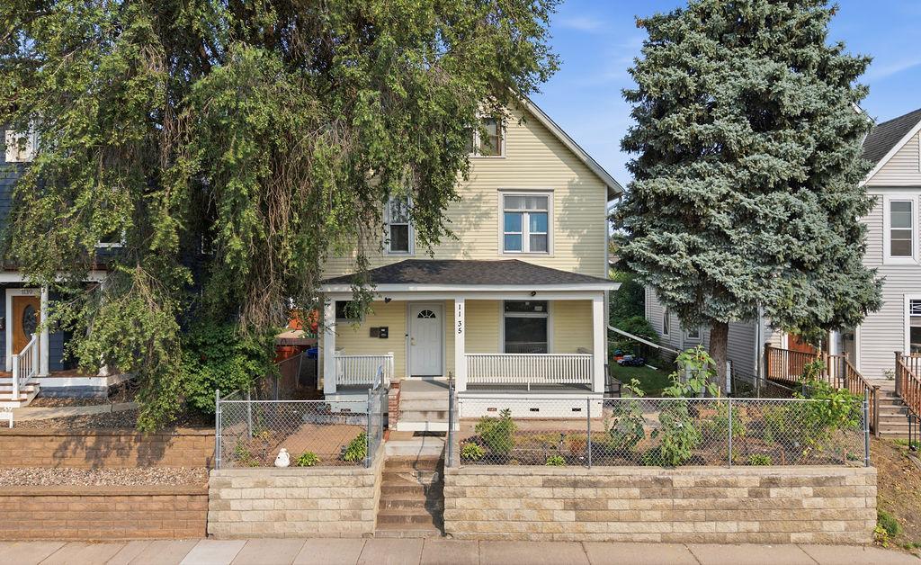 1st image of 1135 Washington St Ne, Minneapolis, MN 55413 | MLS# 7123418