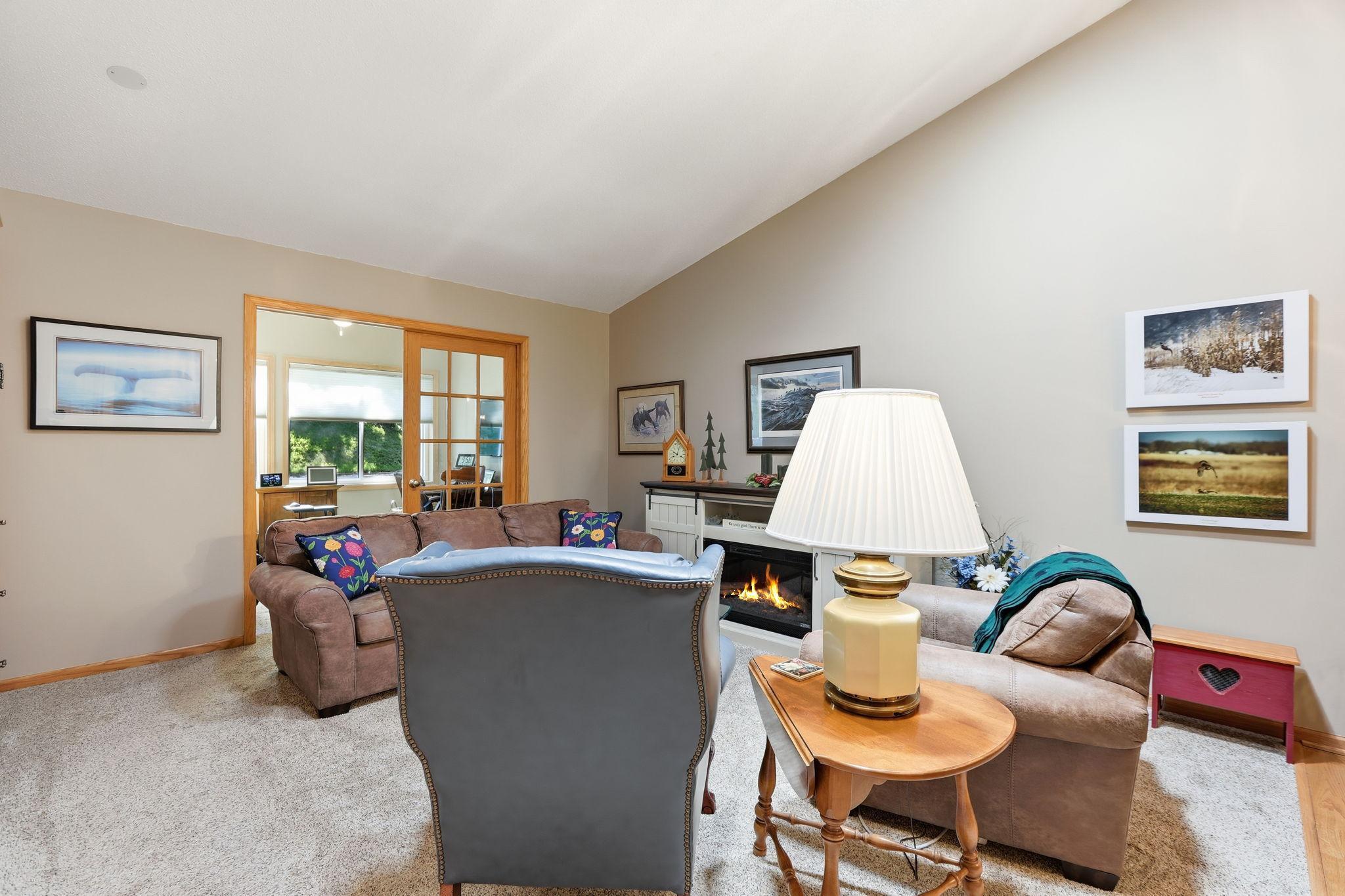 4th image of 7590 Newbury Rd, Saint Paul, MN 55125 | MLS# 7123426