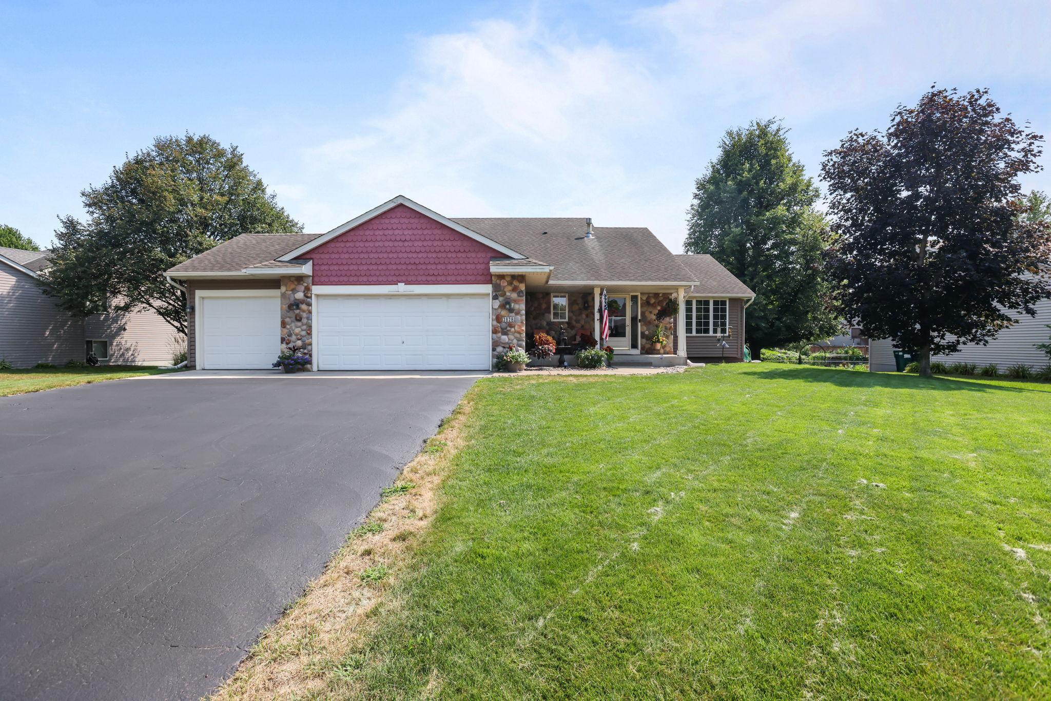 3rd image of 2828 90Th Ln Ne, Minneapolis, MN 55449 | MLS# 7123447