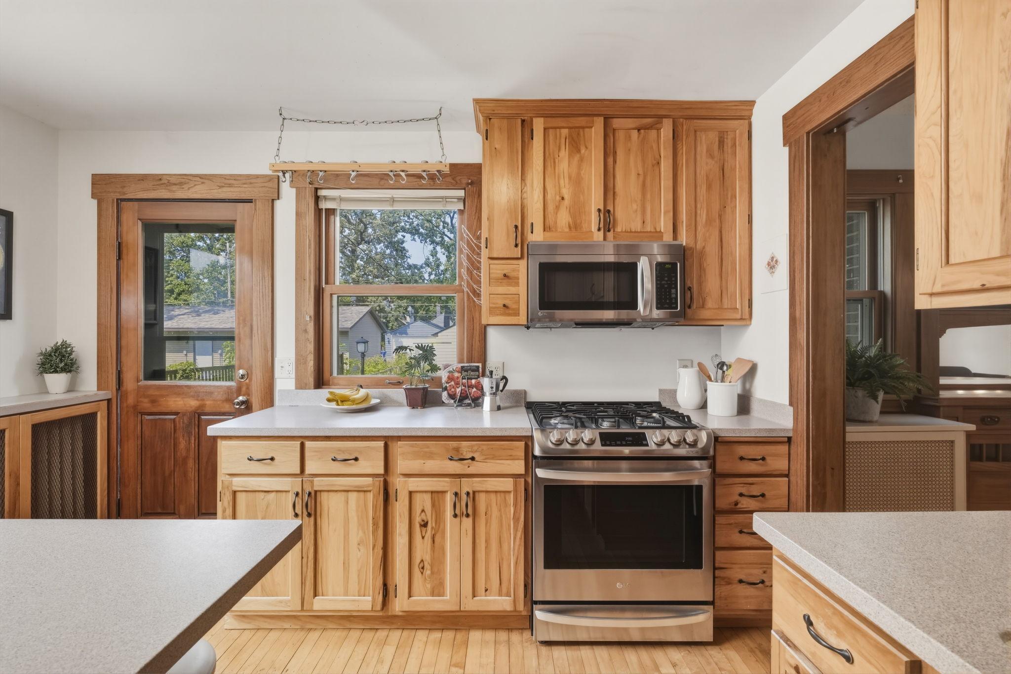 4th image of 2133 Goodrich Ave, Saint Paul, MN 55105 | MLS# 7123455