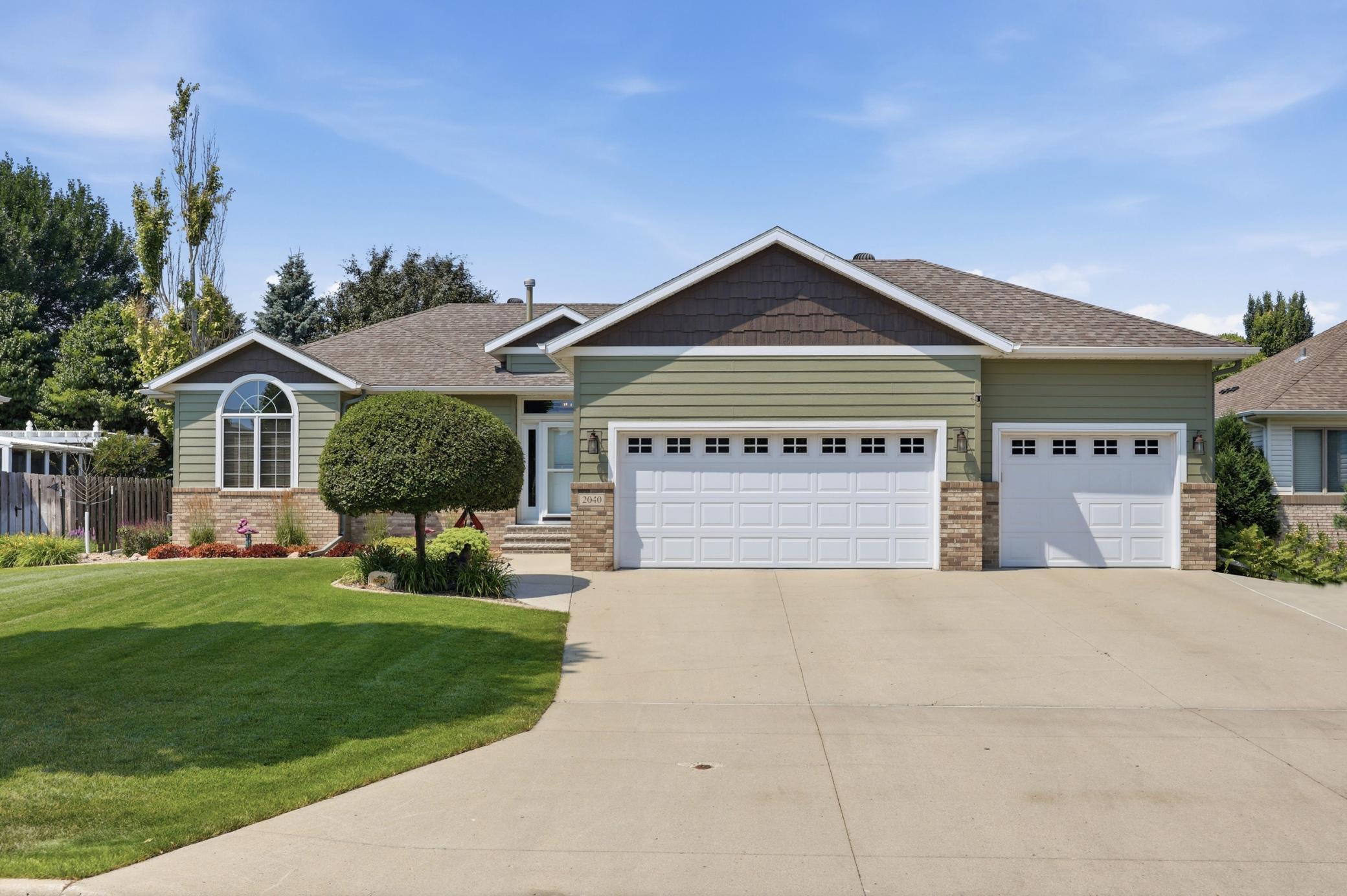 1st image of 2040 Ruxton Ct, West Fargo, ND 58078 | MLS# 7123457