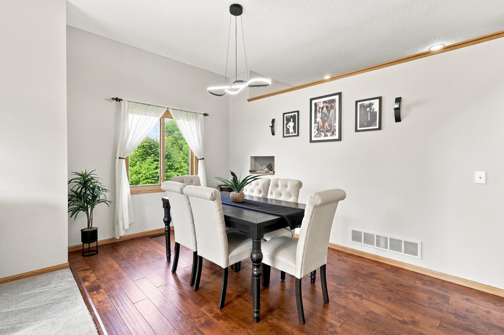 5th image of 23632 Aspen Dr, Rogers, MN 55374 | MLS# 7123464
