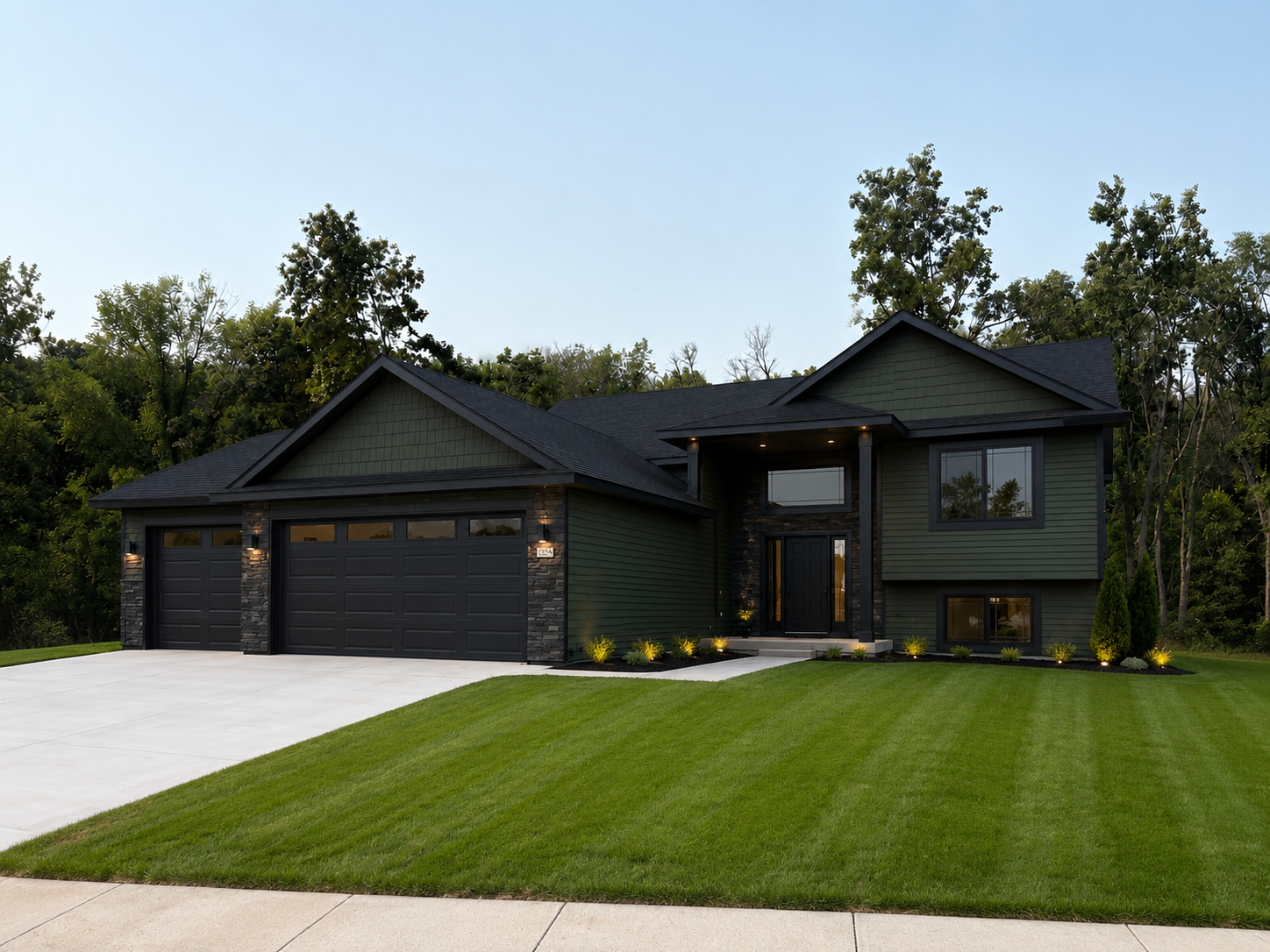 1st image of 3764 18th St Se, Rochester, MN 55904 | MLS# 7123481