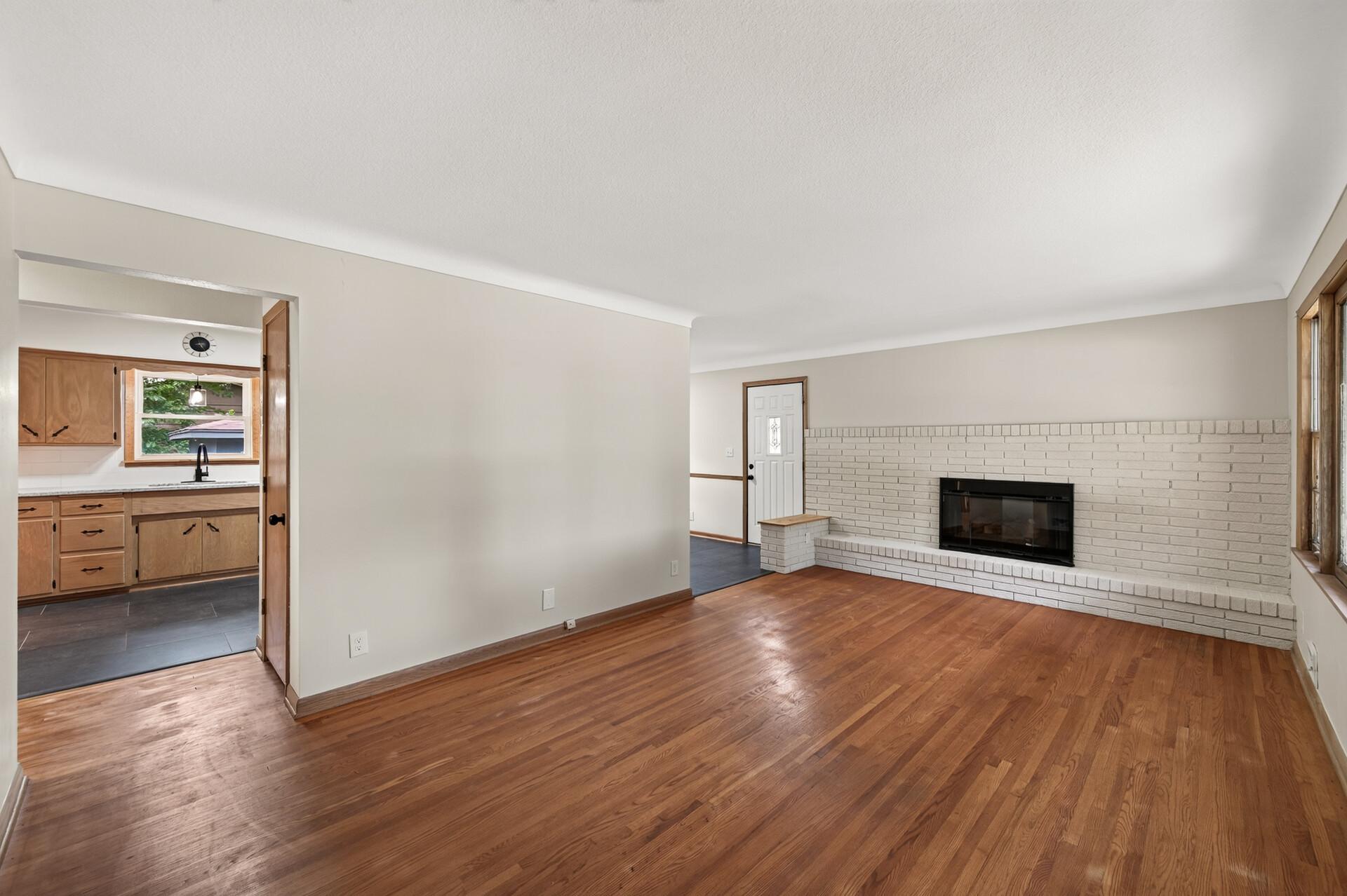 5th image of 3119 Mildred Dr, Saint Paul, MN 55113 | MLS# 7123482
