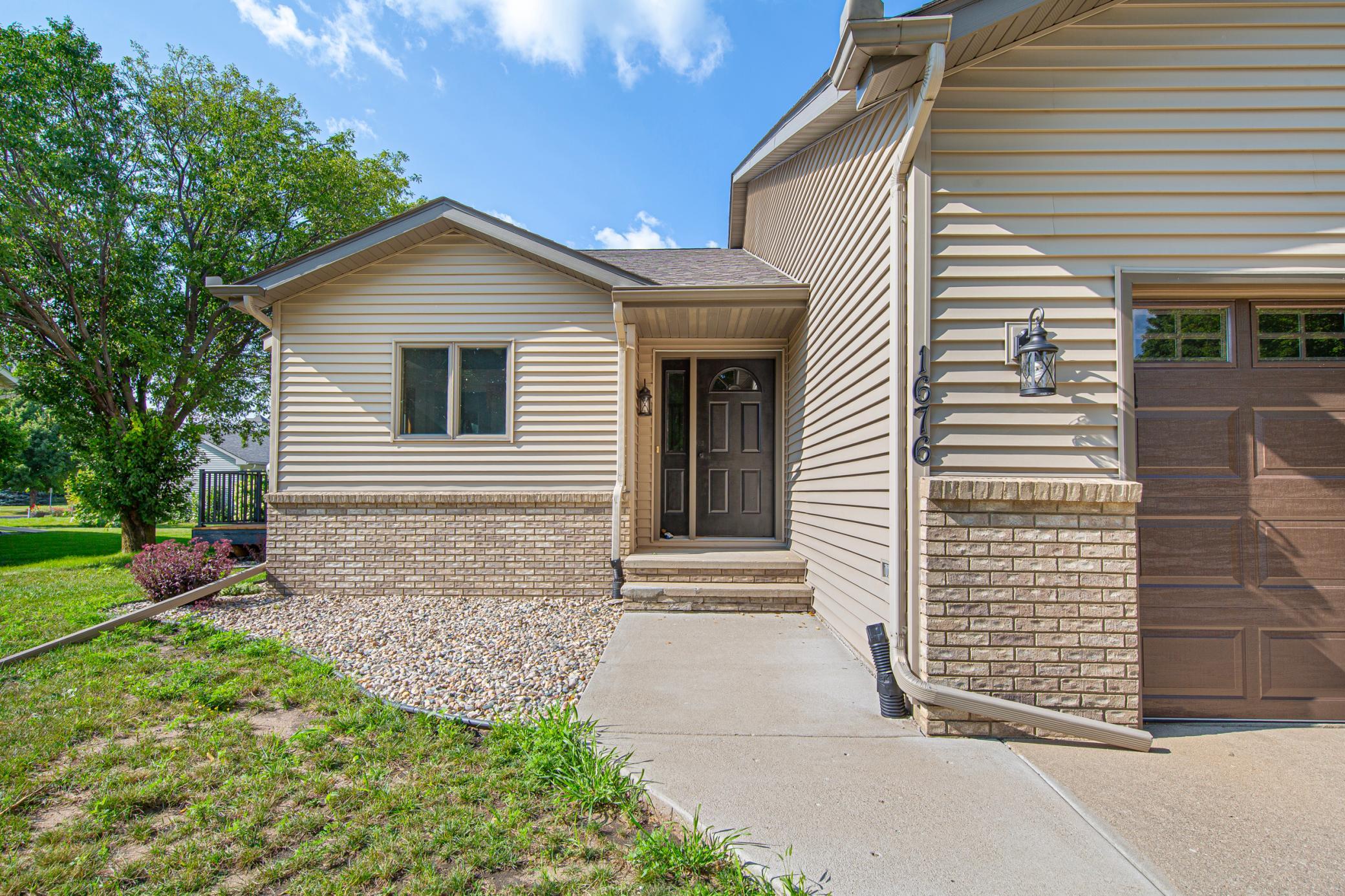 2nd image of 1676 Castle Dr, North Mankato, MN 56003 | MLS# 7123487