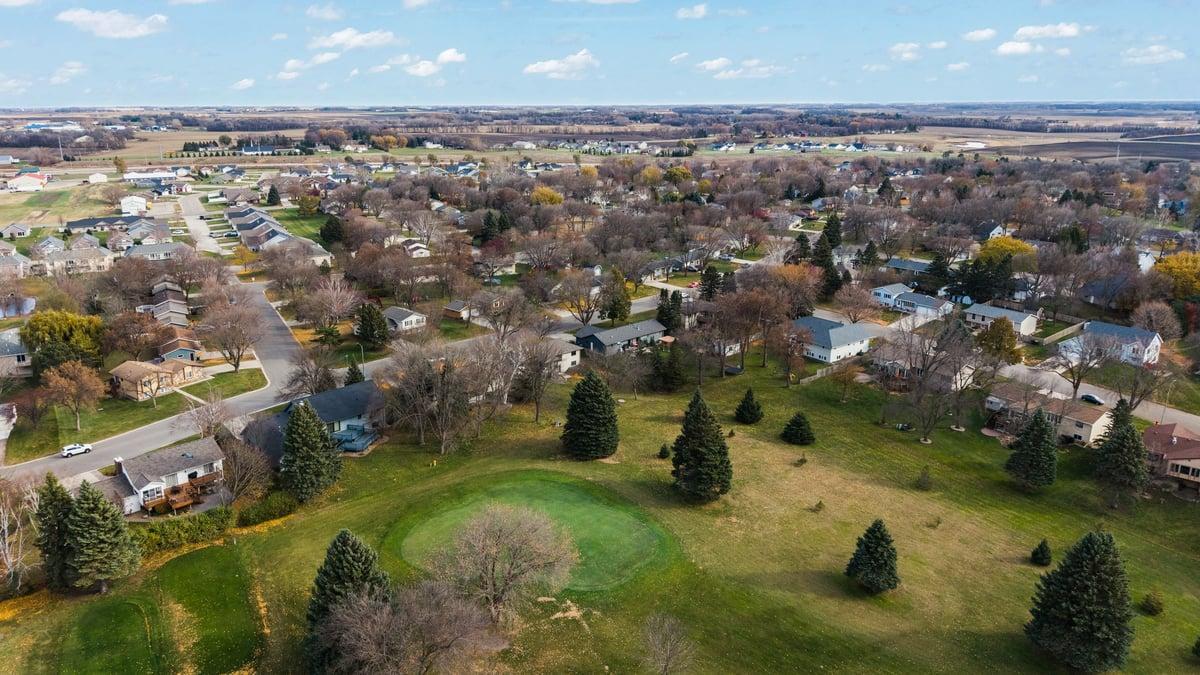 46th image of 308 23rd St Se, Willmar, MN 56201 | MLS# 7123538
