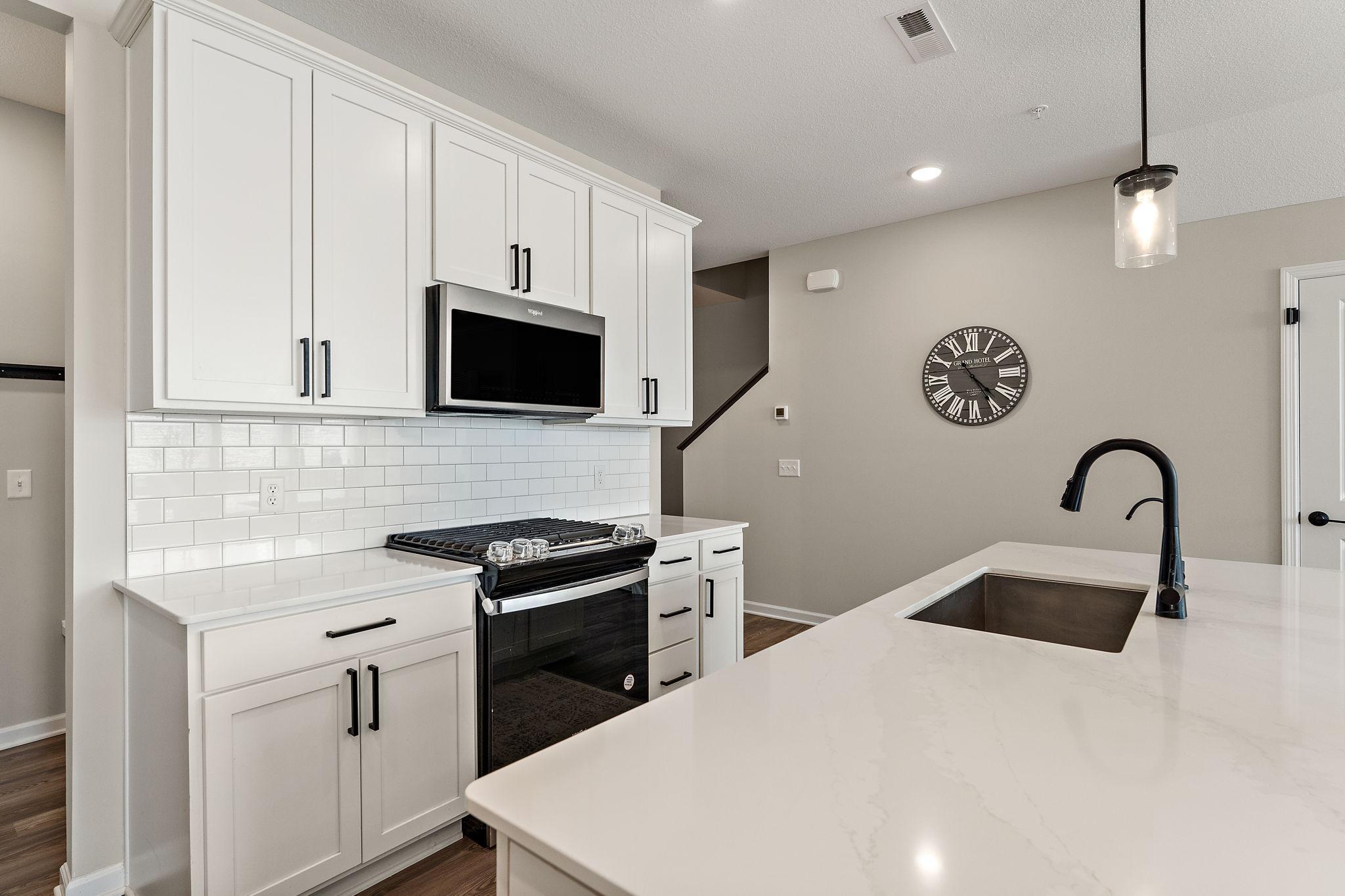 5th image of 11255 Crestbury Dr, Saint Paul, MN 55129 | MLS# 7123558