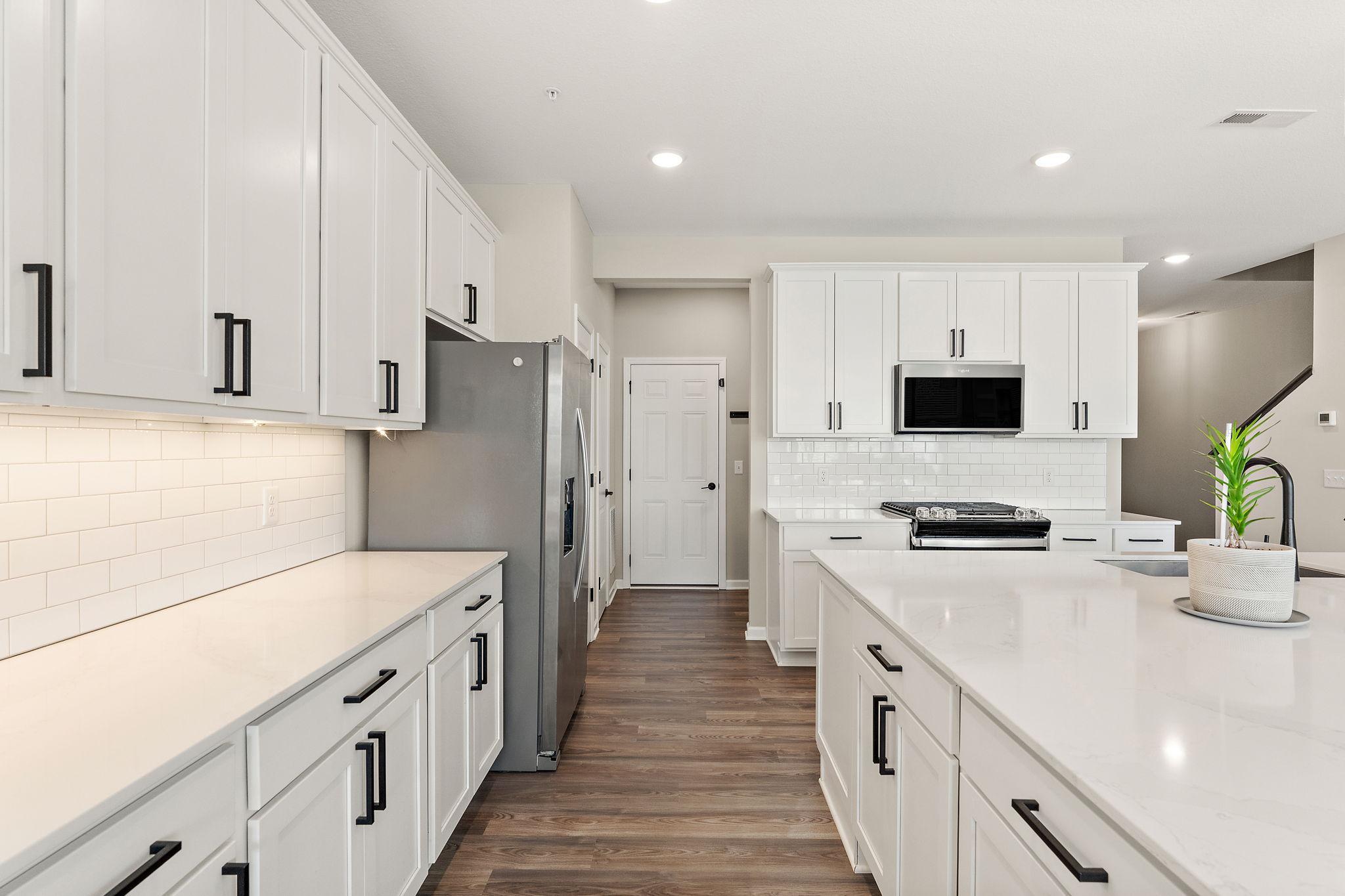 4th image of 11255 Crestbury Dr, Saint Paul, MN 55129 | MLS# 7123558