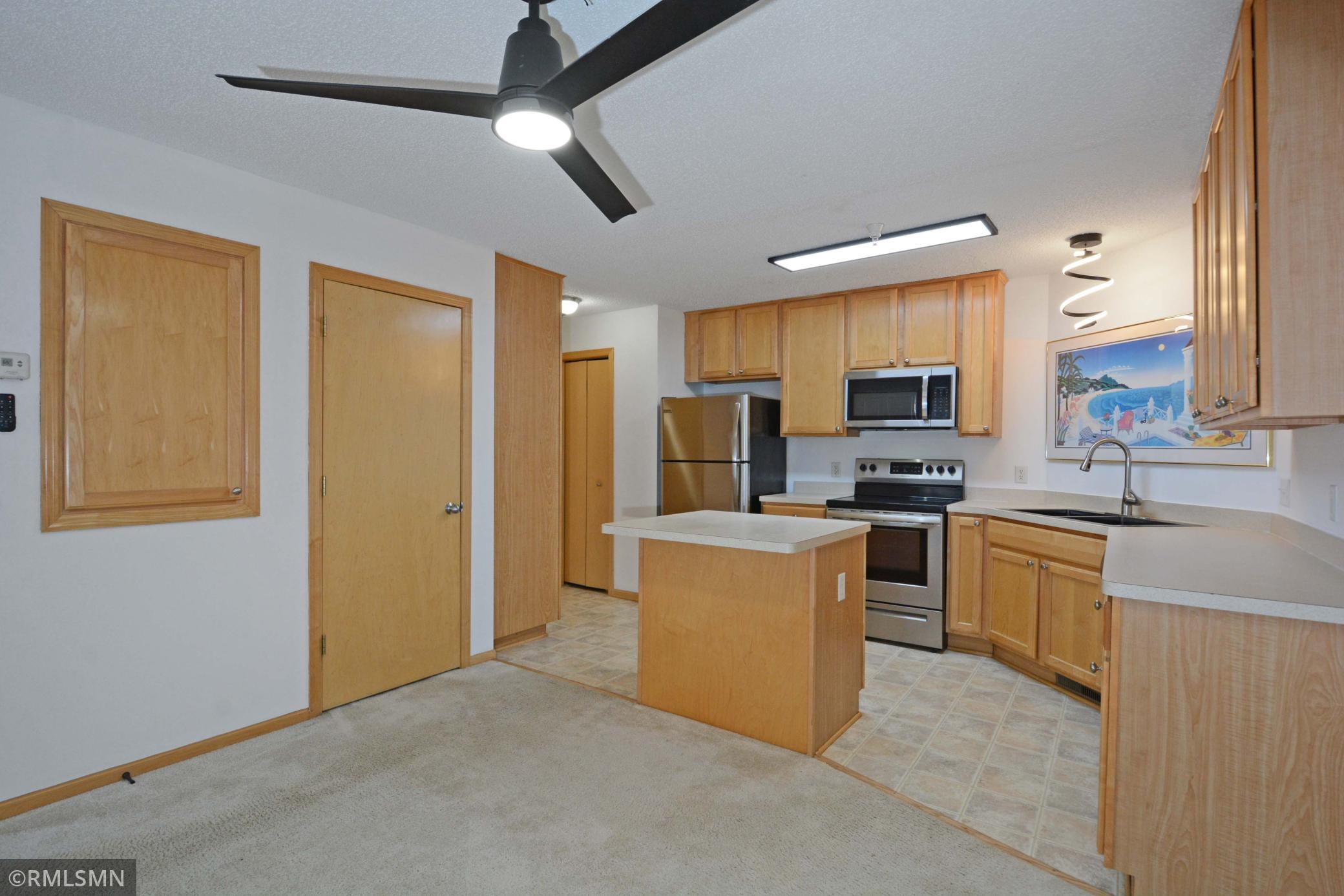2nd image of 17565 69th Pl N #207, Maple Grove, MN 55311 | MLS# 7123588