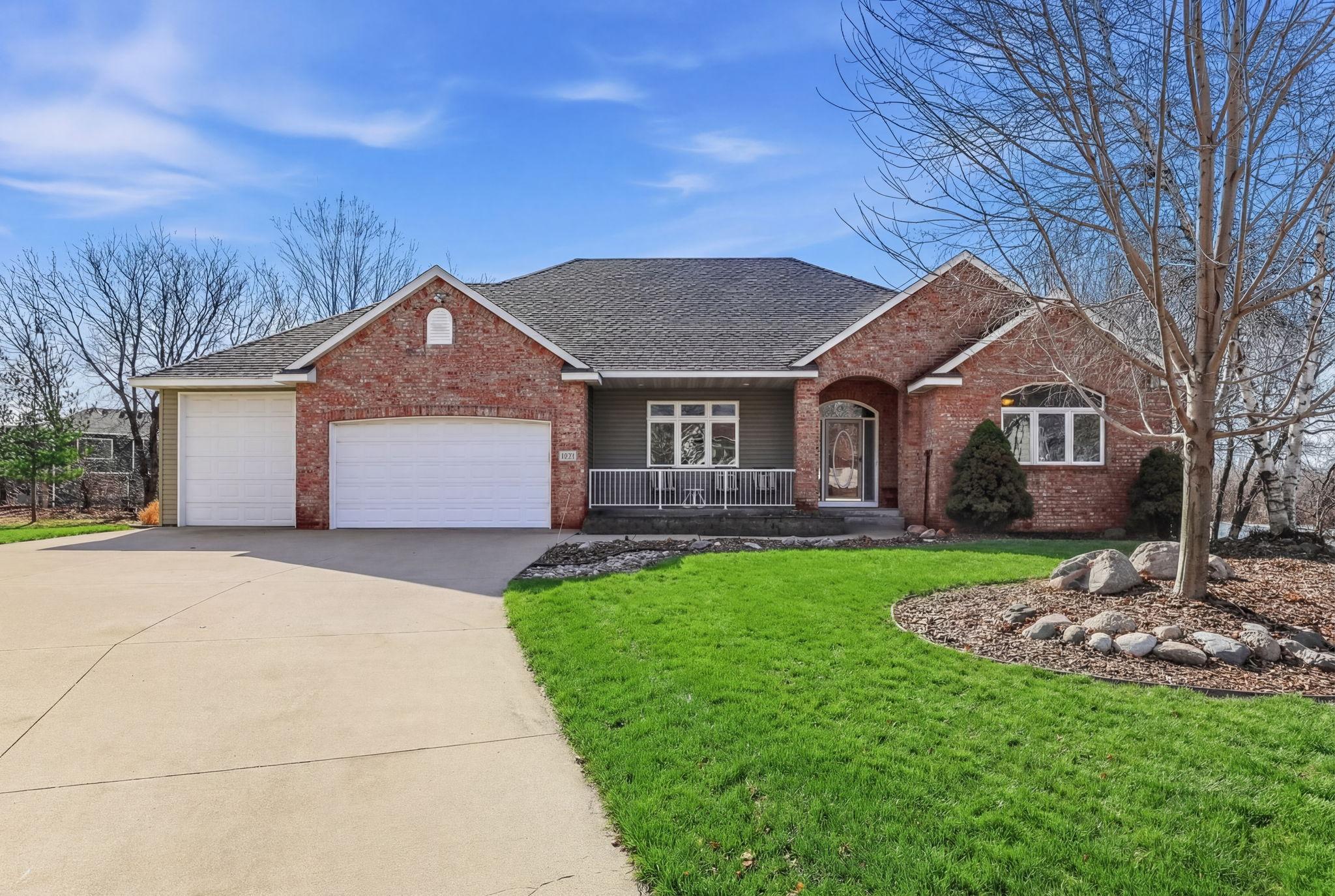 2nd image of 4525 Alicia Dr, Inver Grove Heights, MN 55077 | MLS# 7123591