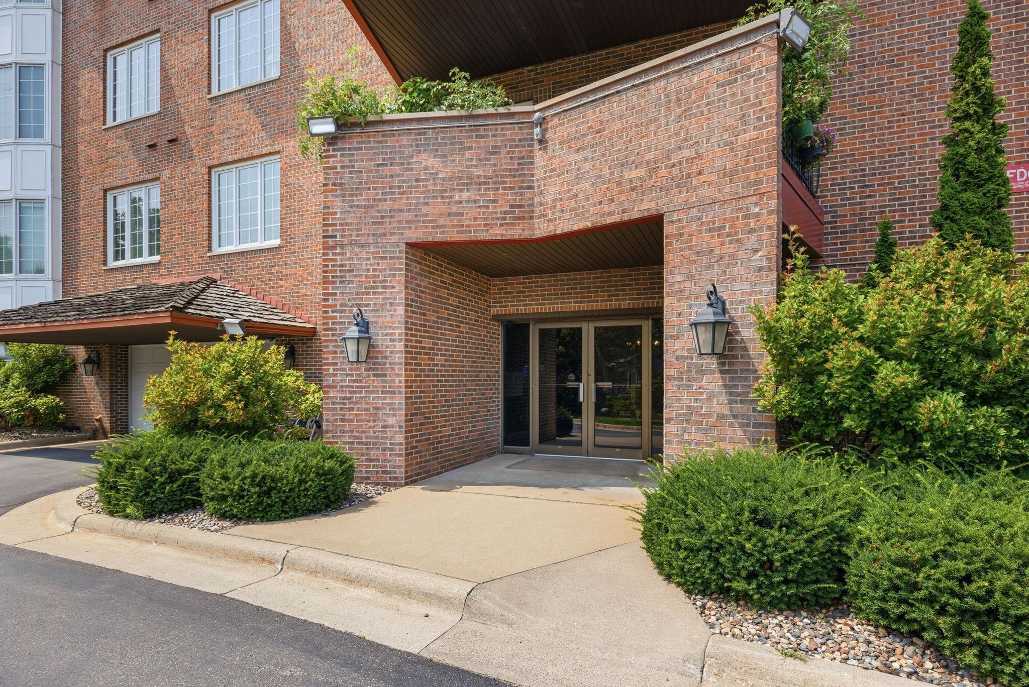 3rd image of 6300 Xerxes Ave S #21, Edina, MN 55423 | MLS# 7123593