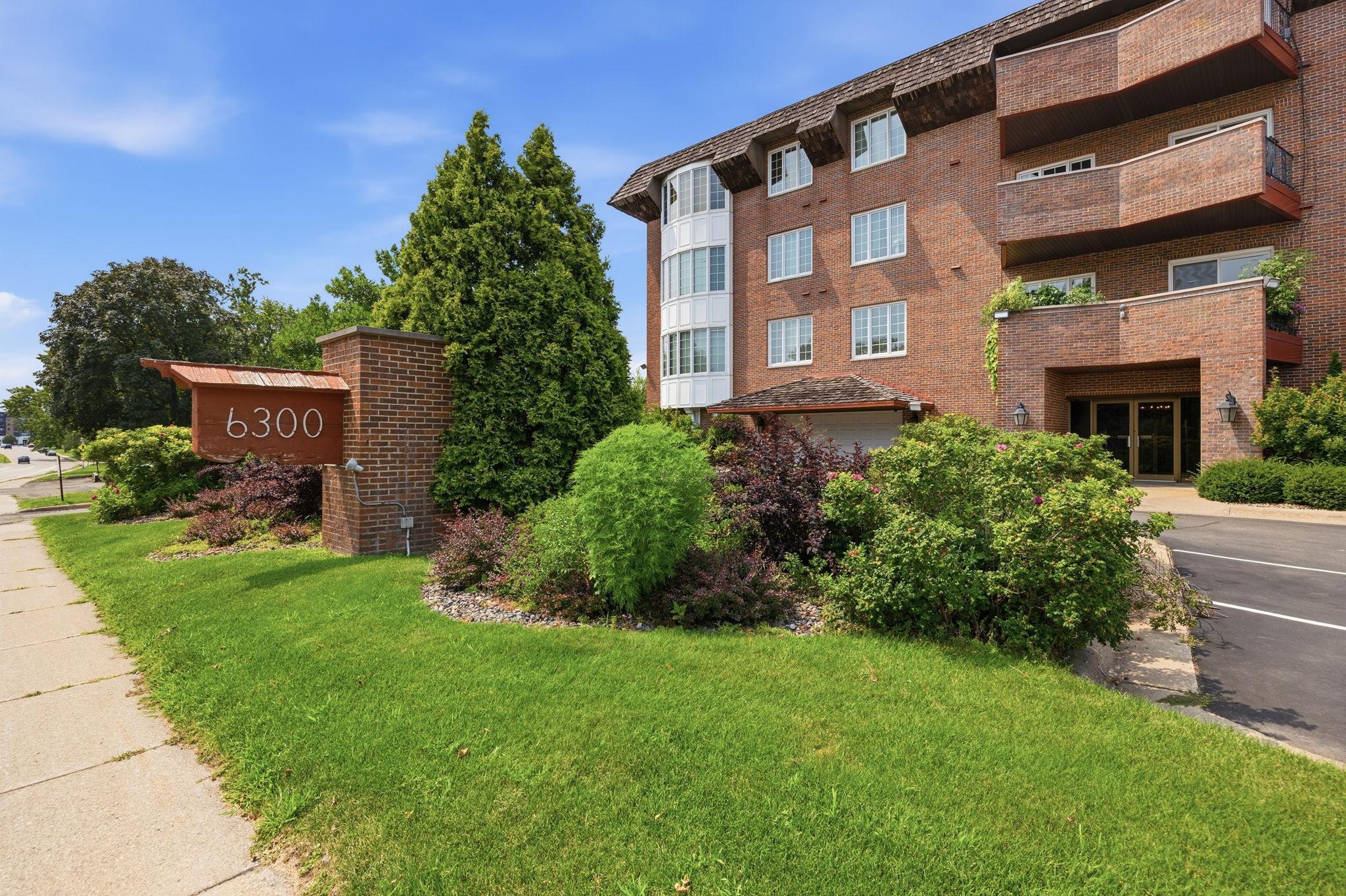 2nd image of 6300 Xerxes Ave S, Edina, MN 55423
