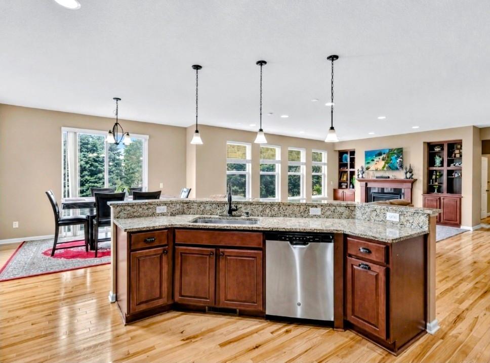 3rd image of 16991 Evening Ter, Lakeville, MN 55044 | MLS# 7123608