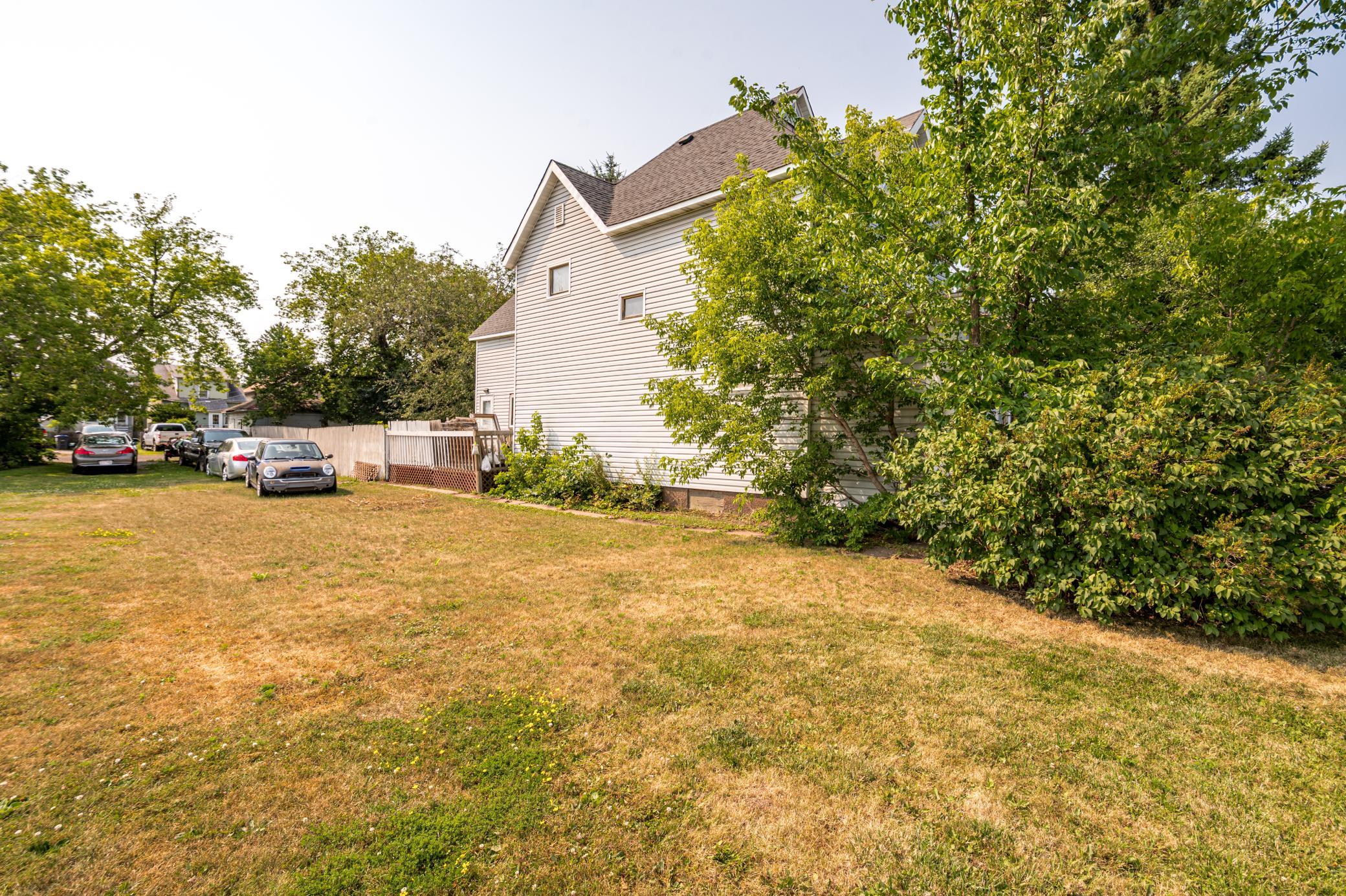 3rd image of 1813 John Ave, Superior, WI 54880 | MLS# 7123612