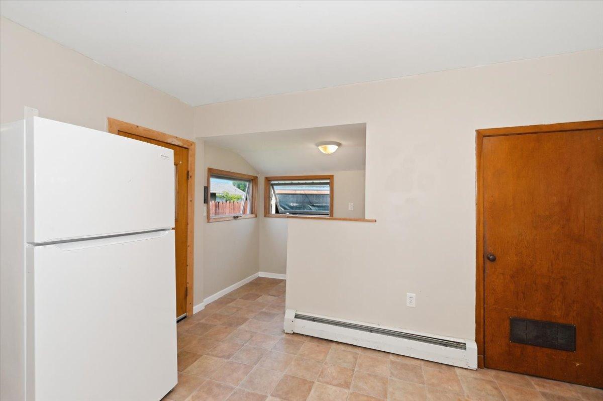 4th image of 2011 Missouri Ave, Superior, WI 54880 | MLS# 7123618