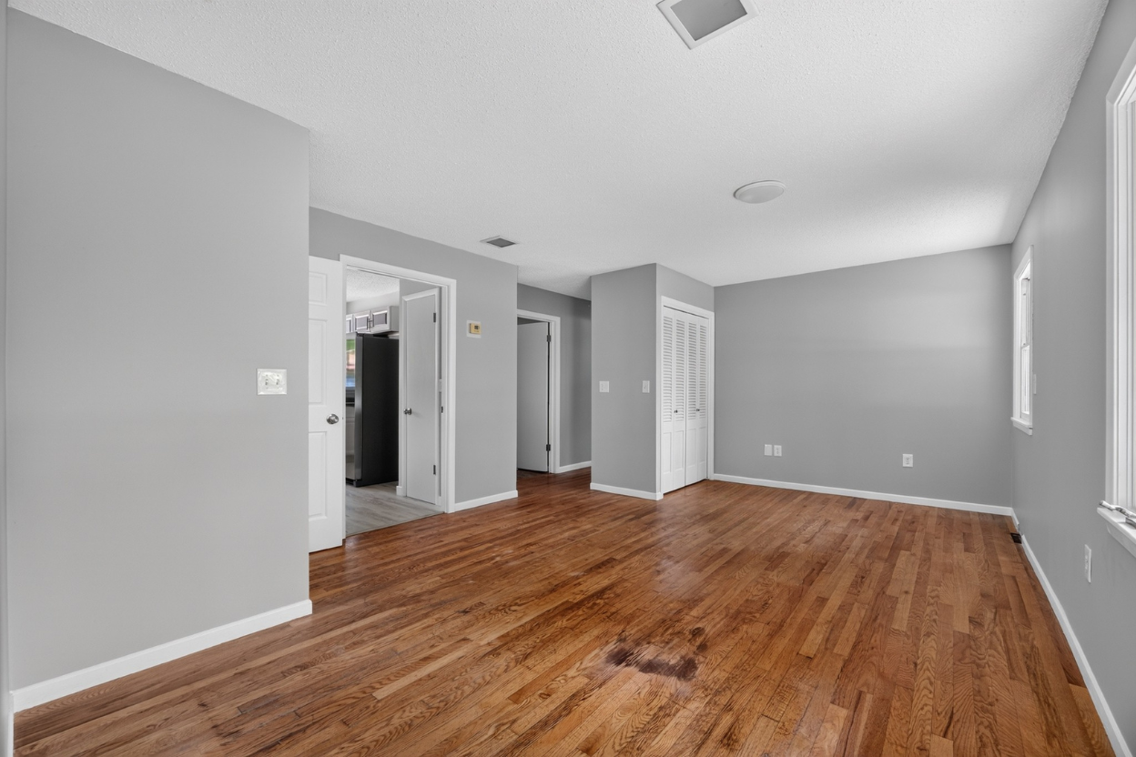 4th image of 6096 Elm St, North Branch, MN 55056 | MLS# 7123658