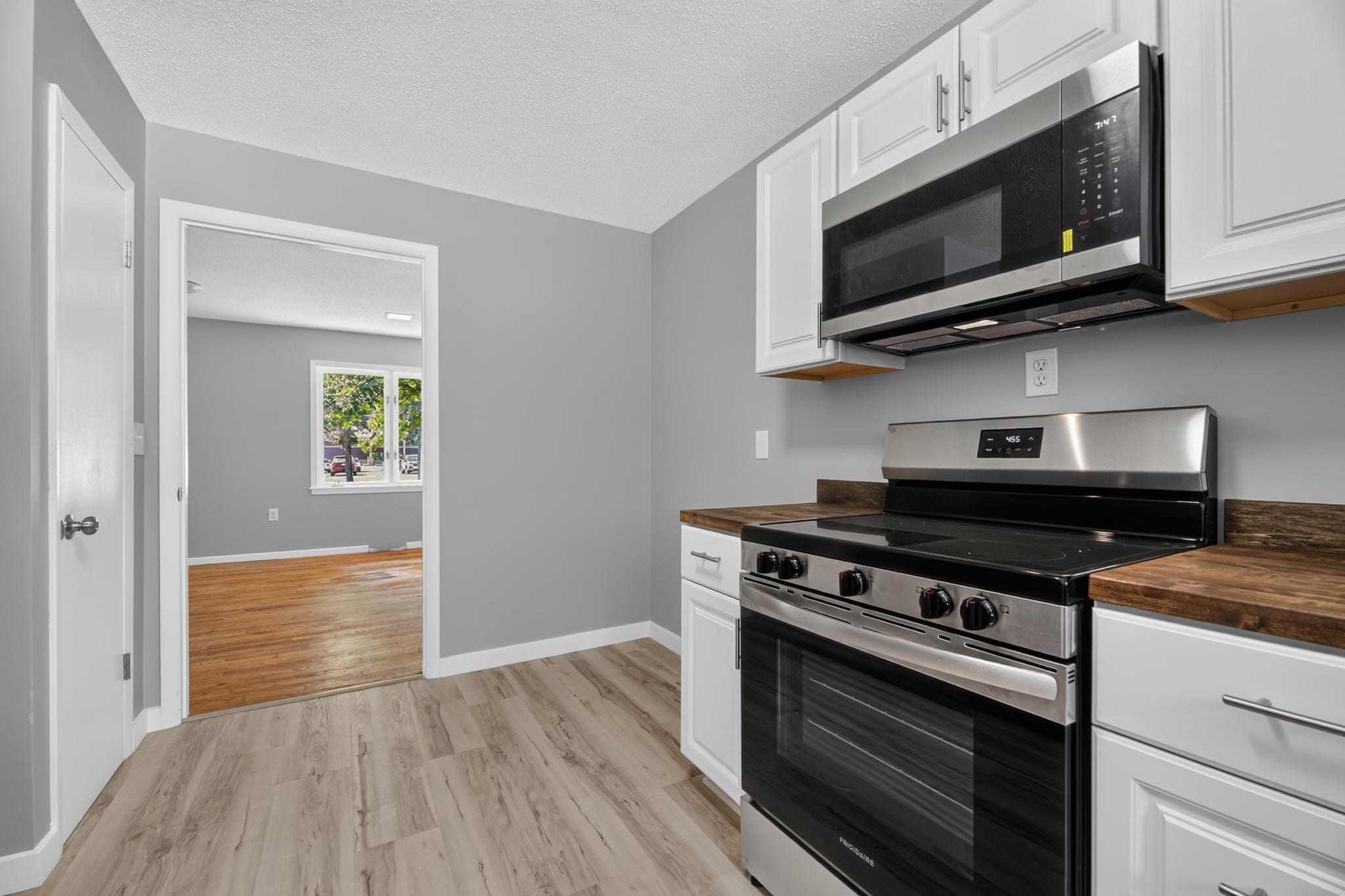 3rd image of 6096 Elm St, North Branch, MN 55056 | MLS# 7123658