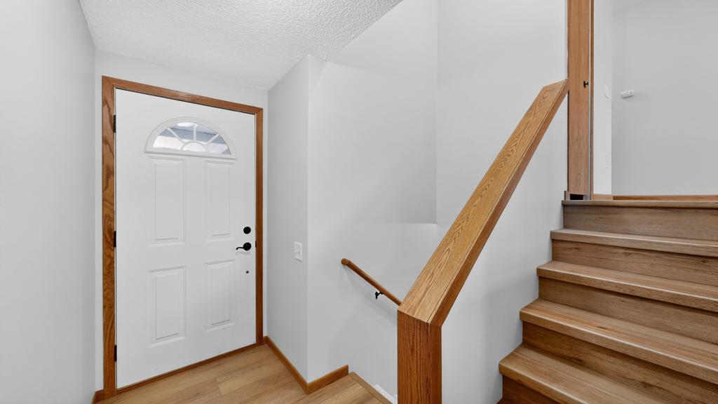 2nd image of 3015 4th Ave Nw, Rochester, MN 55901 | MLS# 7123676