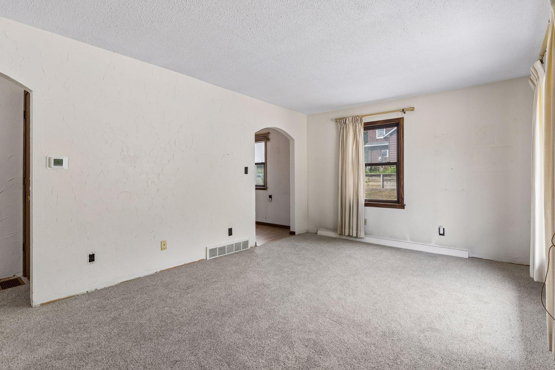 3rd image of 96 Orange Ave W, Saint Paul, MN 55117 | MLS# 7123686