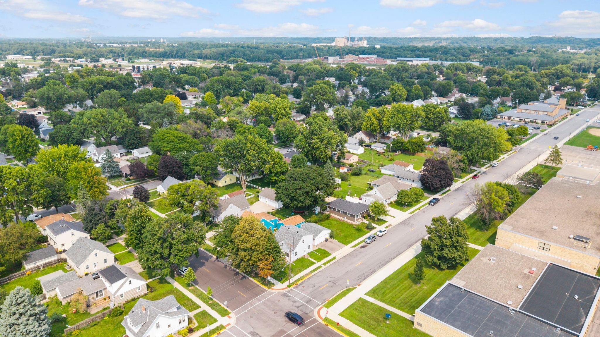 2nd image of 802 Center St, North Mankato, MN 56003 | MLS# 7123690