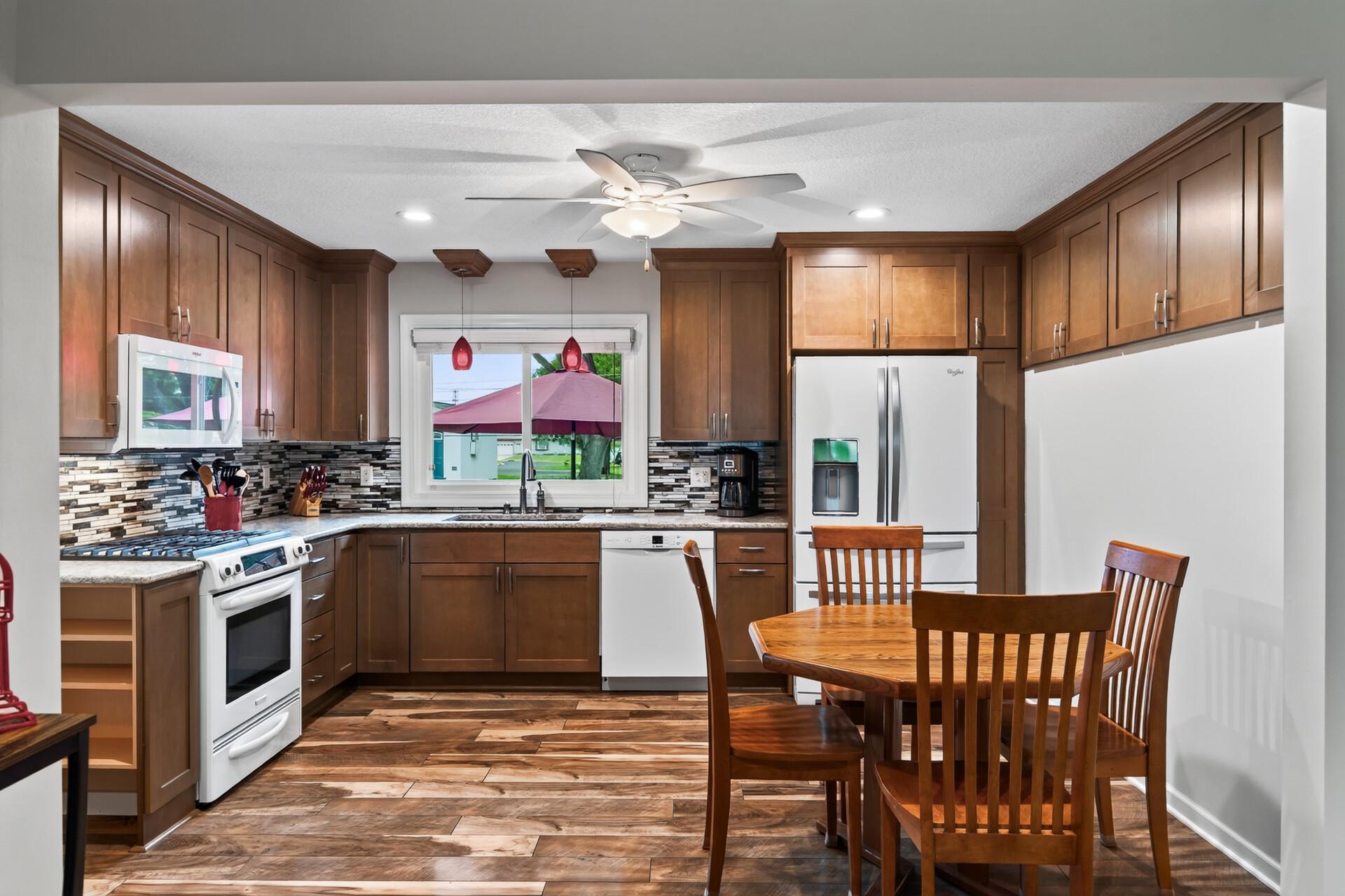 4th image of 3301 69Th St E, Inver Grove Heights, MN 55076 | MLS# 7123719