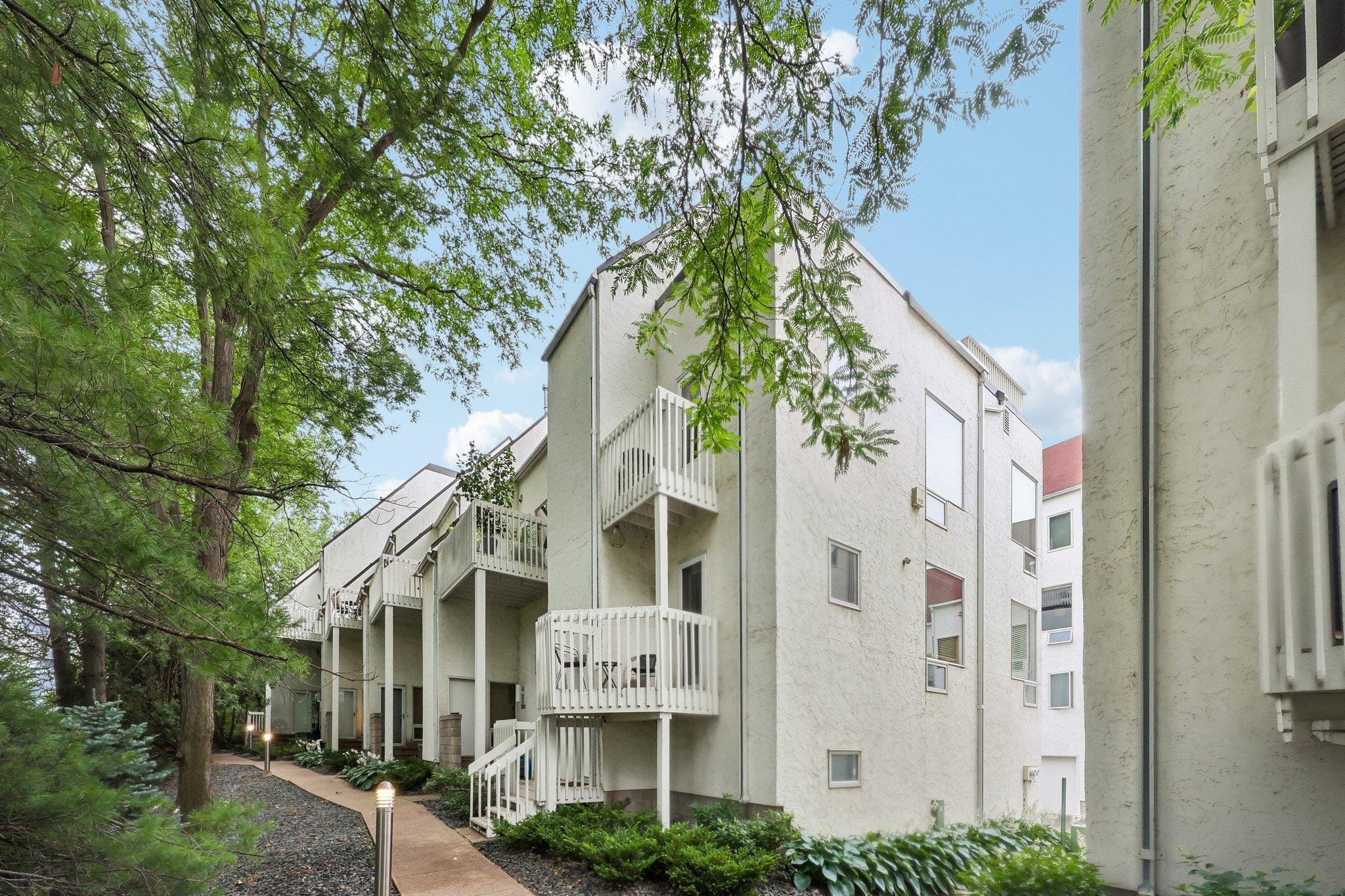 1st image of 3058 Lake Shore Dr #A, Minneapolis, MN 55416 | MLS# 7123732